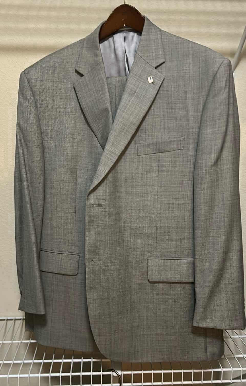 Photo 1 of RALPH LAUREN /MARSHALL FIELDS MENS SUITS SIZE 42