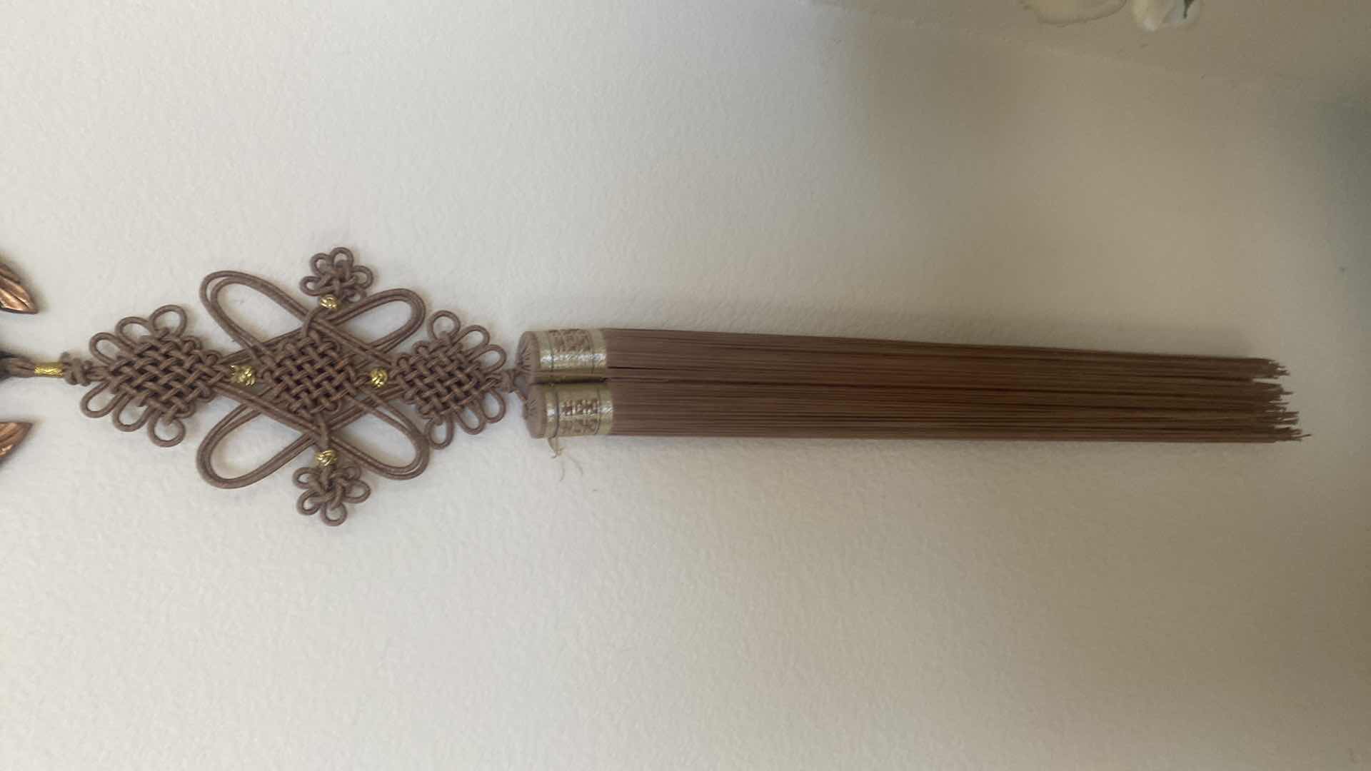 Photo 1 of KOREAN KNOT WITH TURTLE 51”
