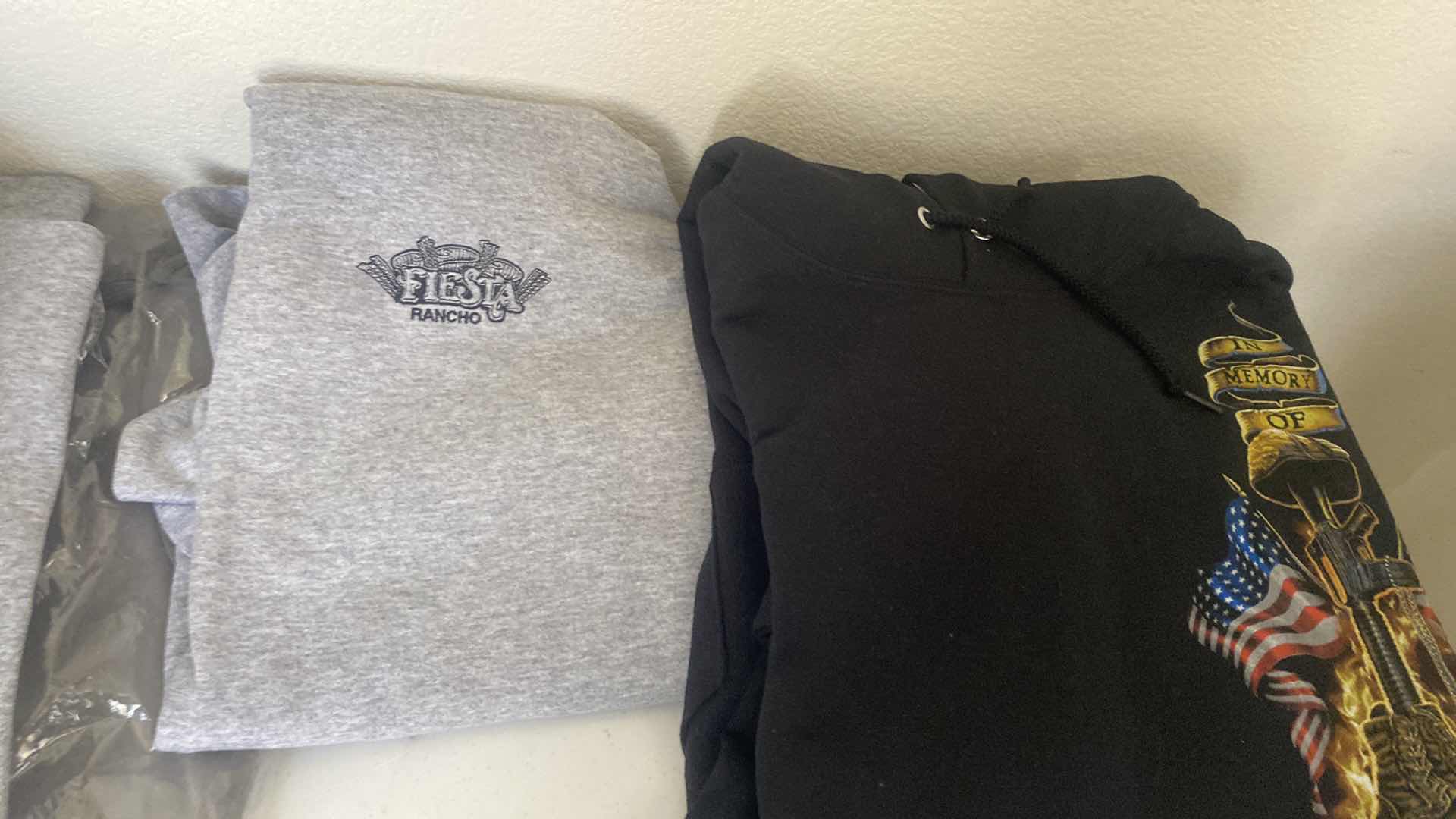 Photo 1 of 9 - MENS CASINO GIVE AWAY SHIRTS & JACKETS SIZES LARGE & X-LARGE