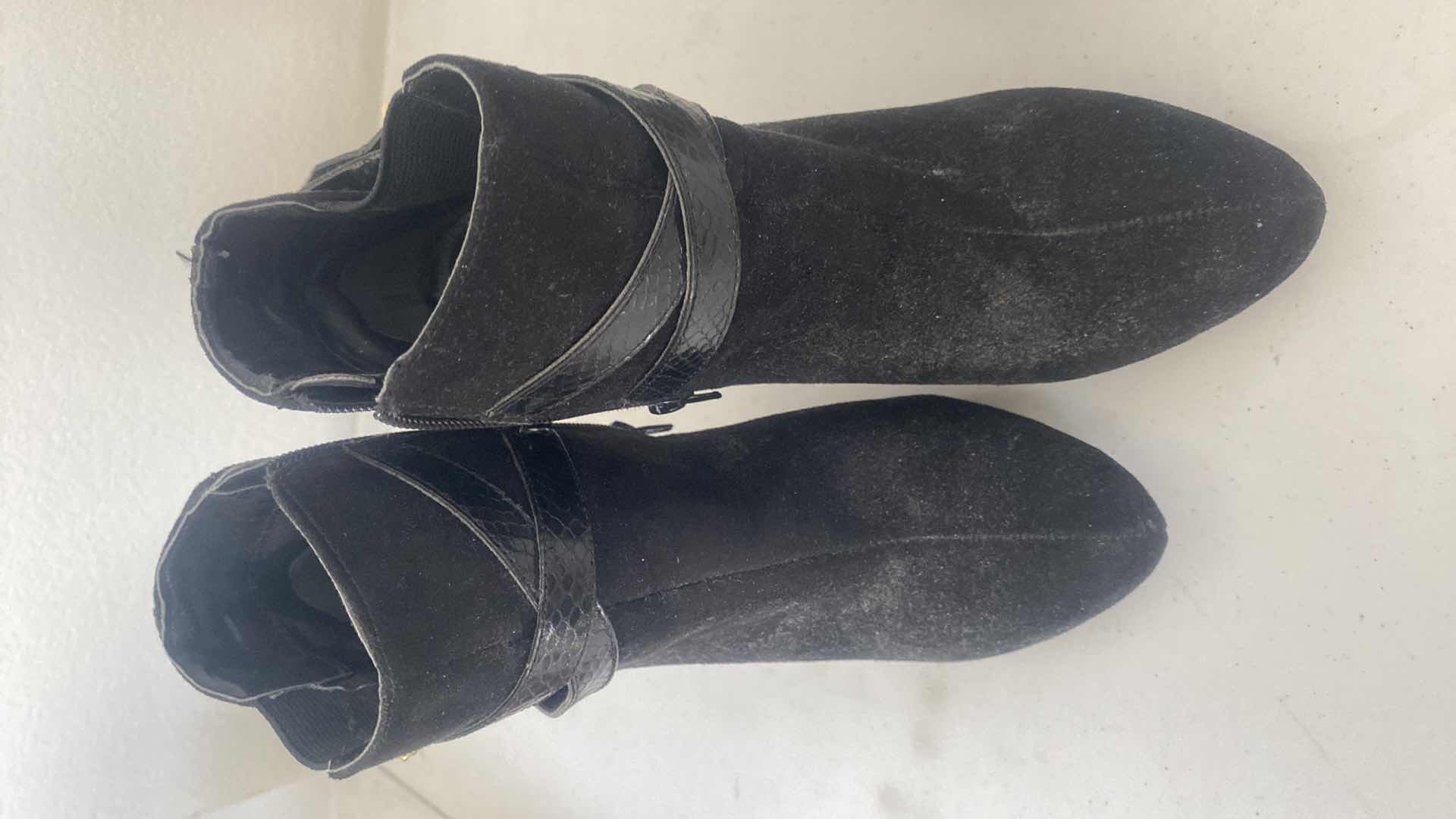 Photo 1 of 2 - WOMENS BOOTS SIZES 8 & 7 1/2