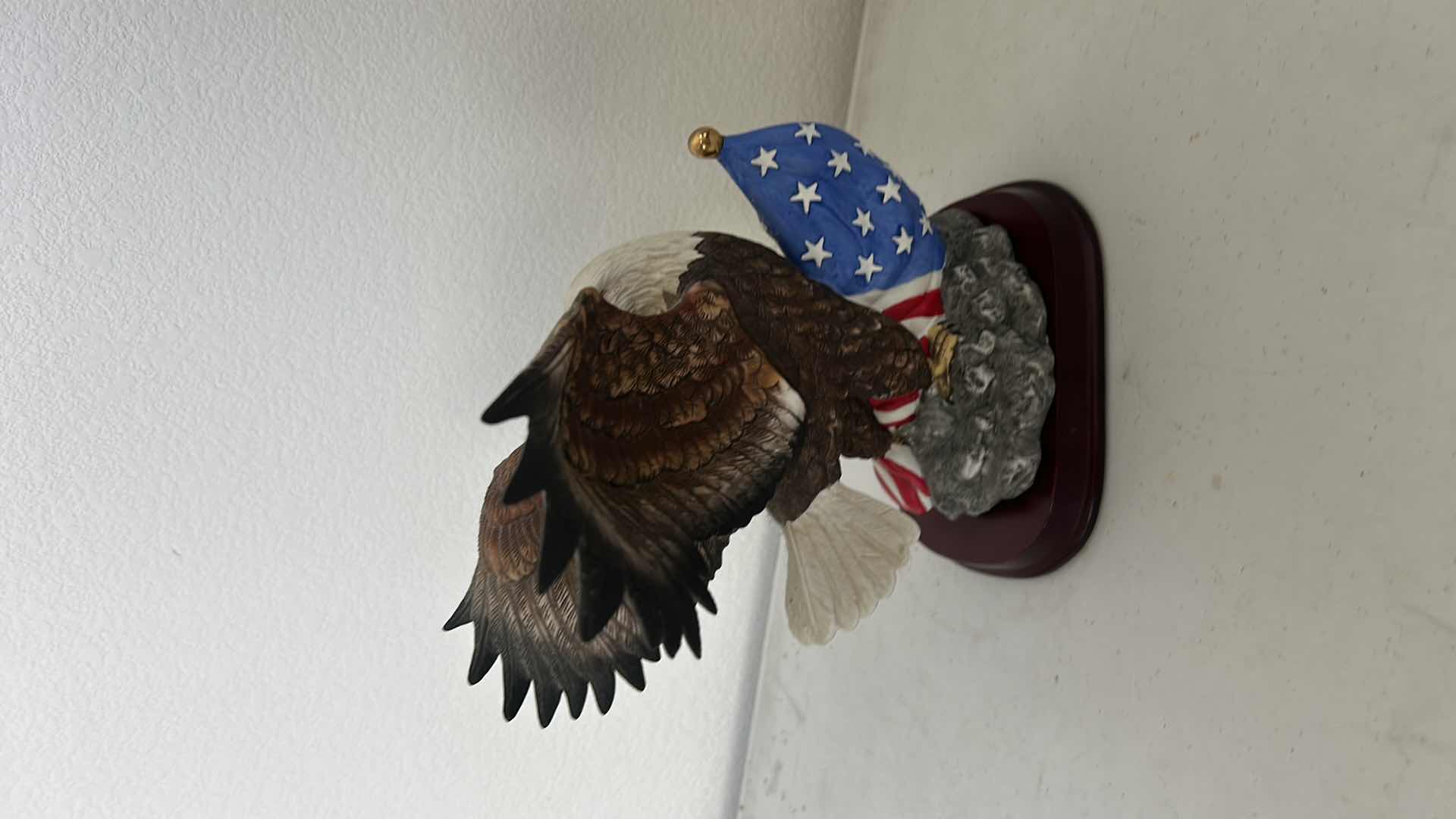 Photo 1 of WESTMINSTER AMERICAN EAGLE AND FLAG STATUE H9”