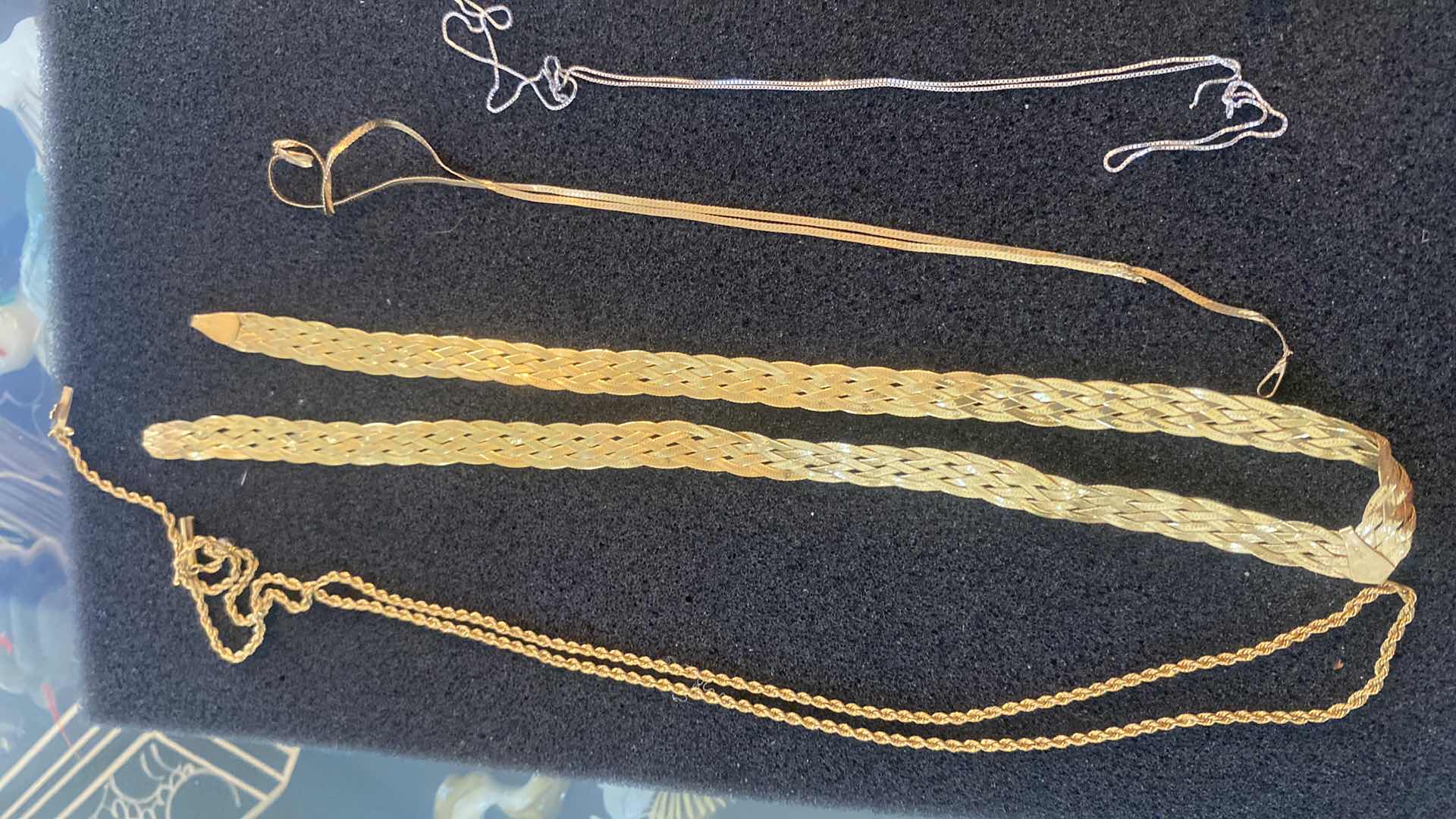Photo 1 of 6 - PIECES 14K GOLD JEWELRY 23.4G- ALL REQUIRES REPAIR