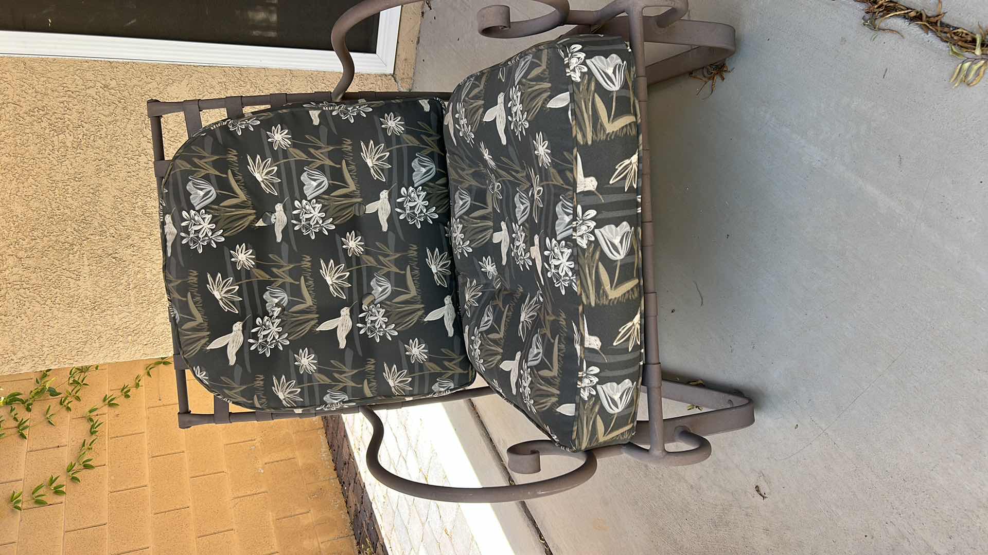 Photo 1 of METAL OUTDOOR PATIO CHAIR WITH CUSHIONS 25 1/2“ x 33“ x H36“