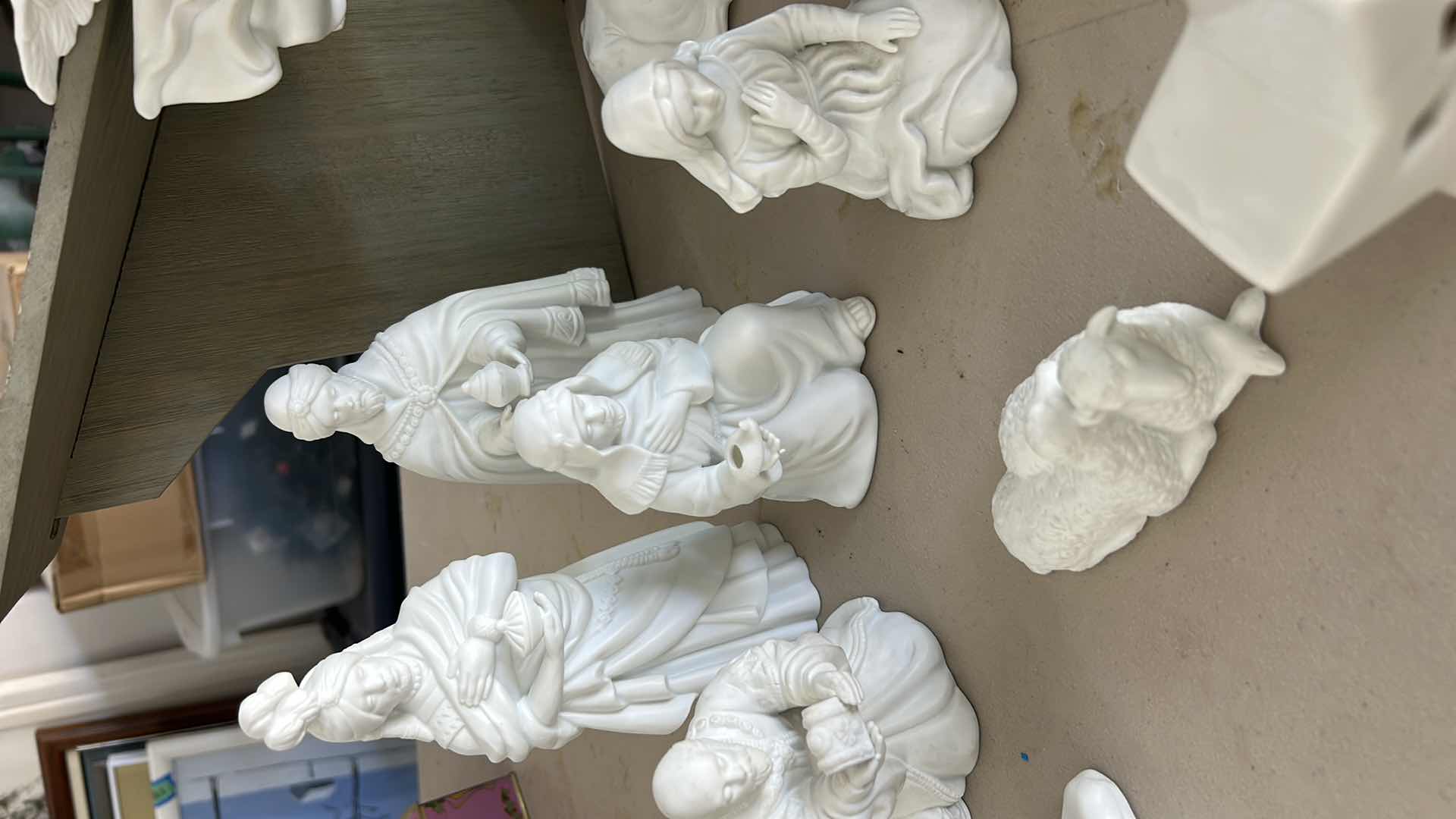 Photo 1 of VINTAGE 13 PC AVON NATIVITY PIECES, STAR AND WOOD STRUCTURE
