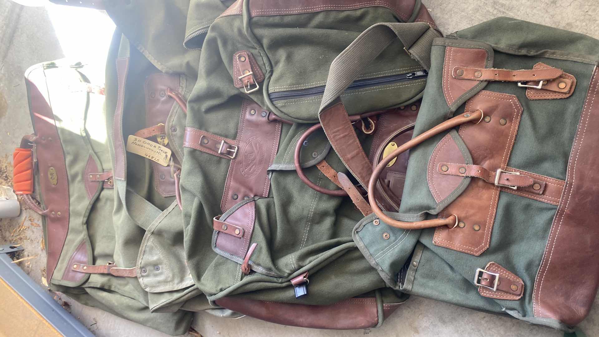 Photo 1 of 4 -  GREEN CANVAS SOFT LUGGAGE