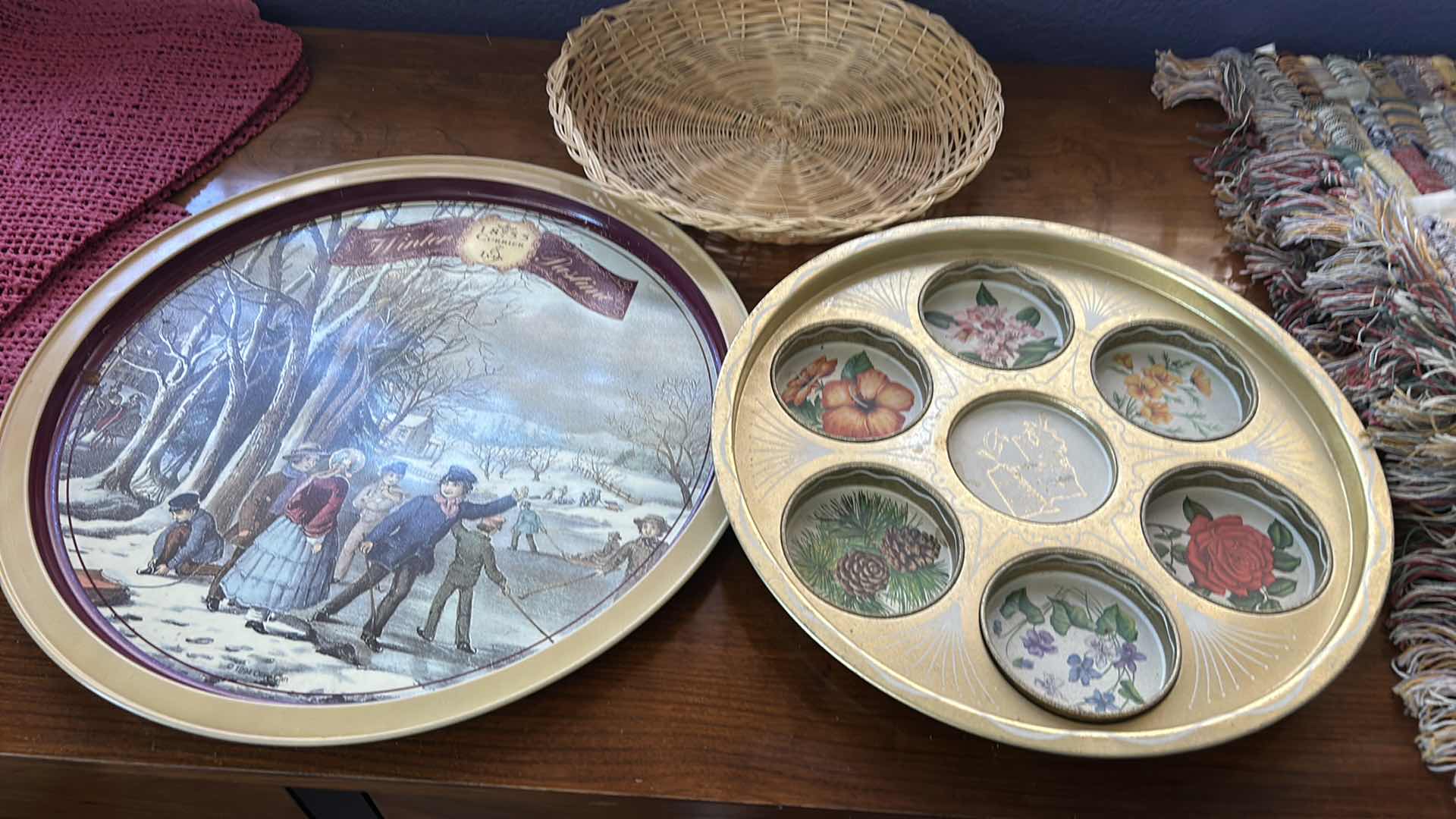 Photo 1 of VINTAGE TRAYS AND PLACEMATS