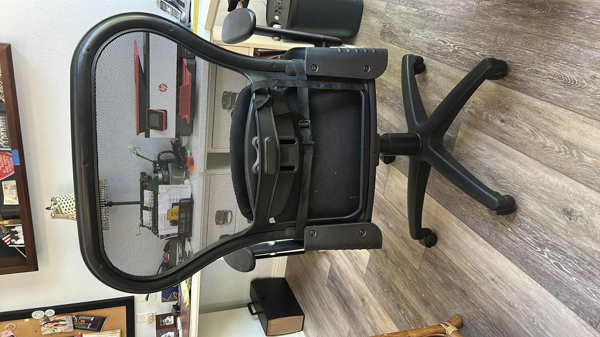 Photo 1 of OFFICE CHAIR