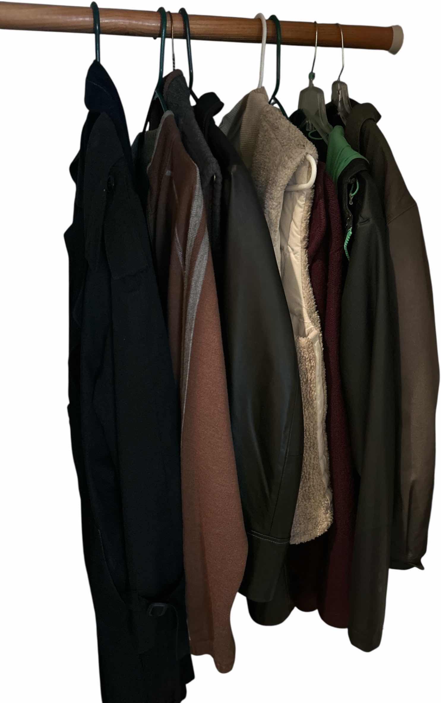 Photo 1 of MENS AND WOMENS CLOTHING LARGE SIZES