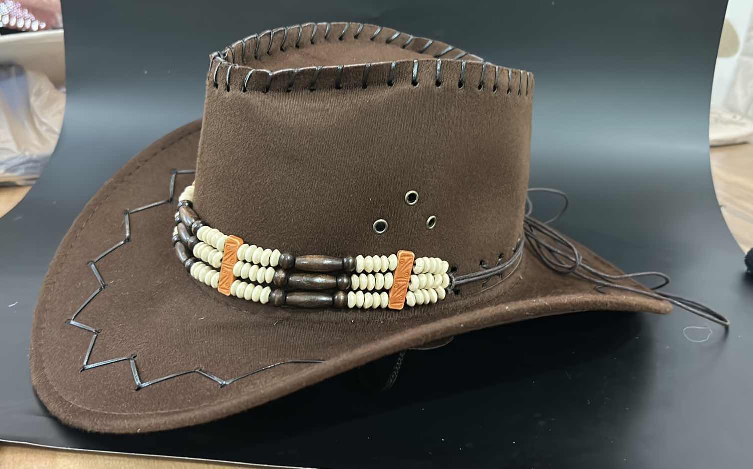 Photo 1 of NEW- MENS / WOMENS COWBOY/COWGIRL HAT SIZE MED