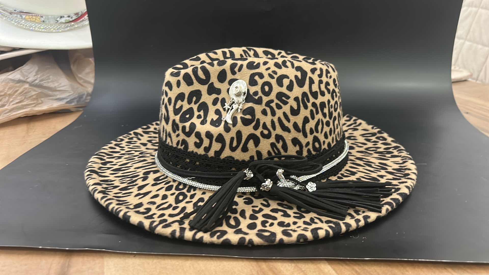 Photo 1 of NEW- WOMENS WESTERN STYLE HAT SIZE M-L