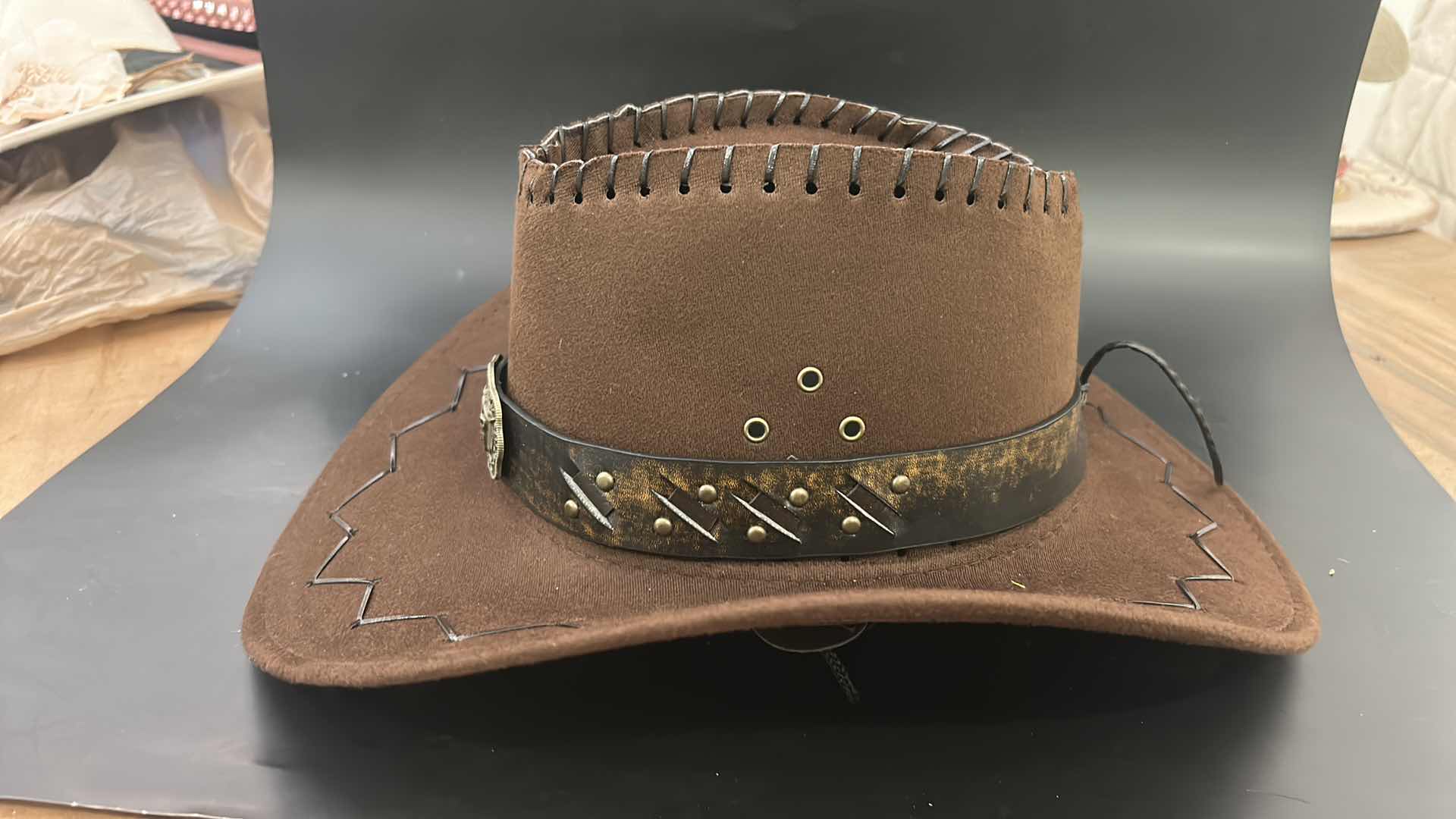 Photo 1 of NEW- MENS/WOMENS WESTERN STYLE HAT SIZE MED