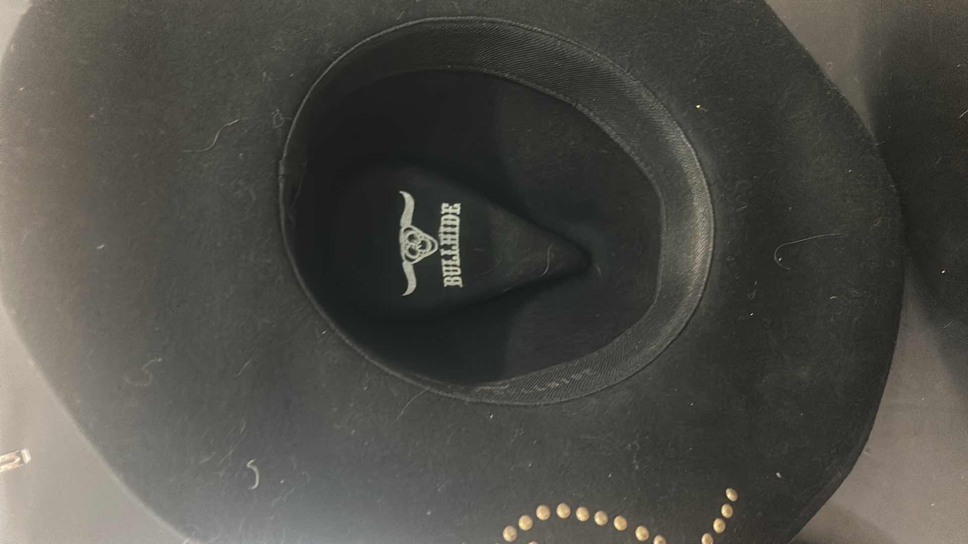 Photo 1 of 2 MENS BLACK FELT COWBOY HATS ( BULLHIDE SIZE L & CODY JAMES SIZE L)