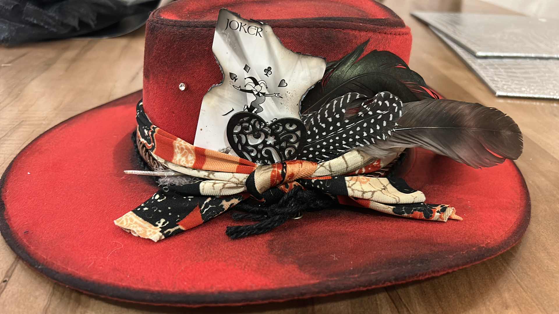 Photo 1 of NEW - MENS/WOMENS WESTERN STYLE CUSTOM FEDORA SIZE MED