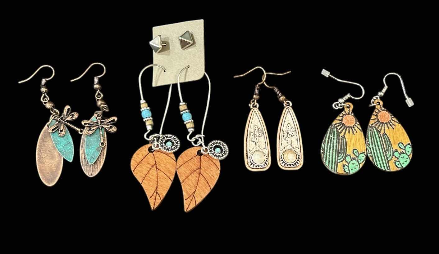 Photo 1 of NEW - 4 PAIRS PIERCED EARRINGS
