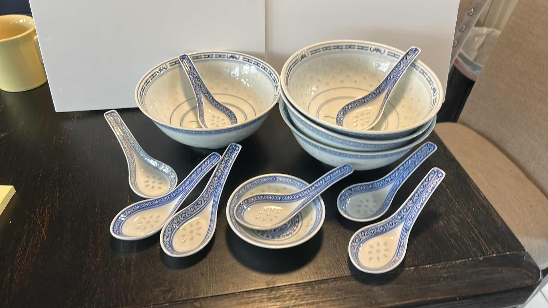 Photo 1 of 16 PC CHINESE PORCELAIN DINNERWARE