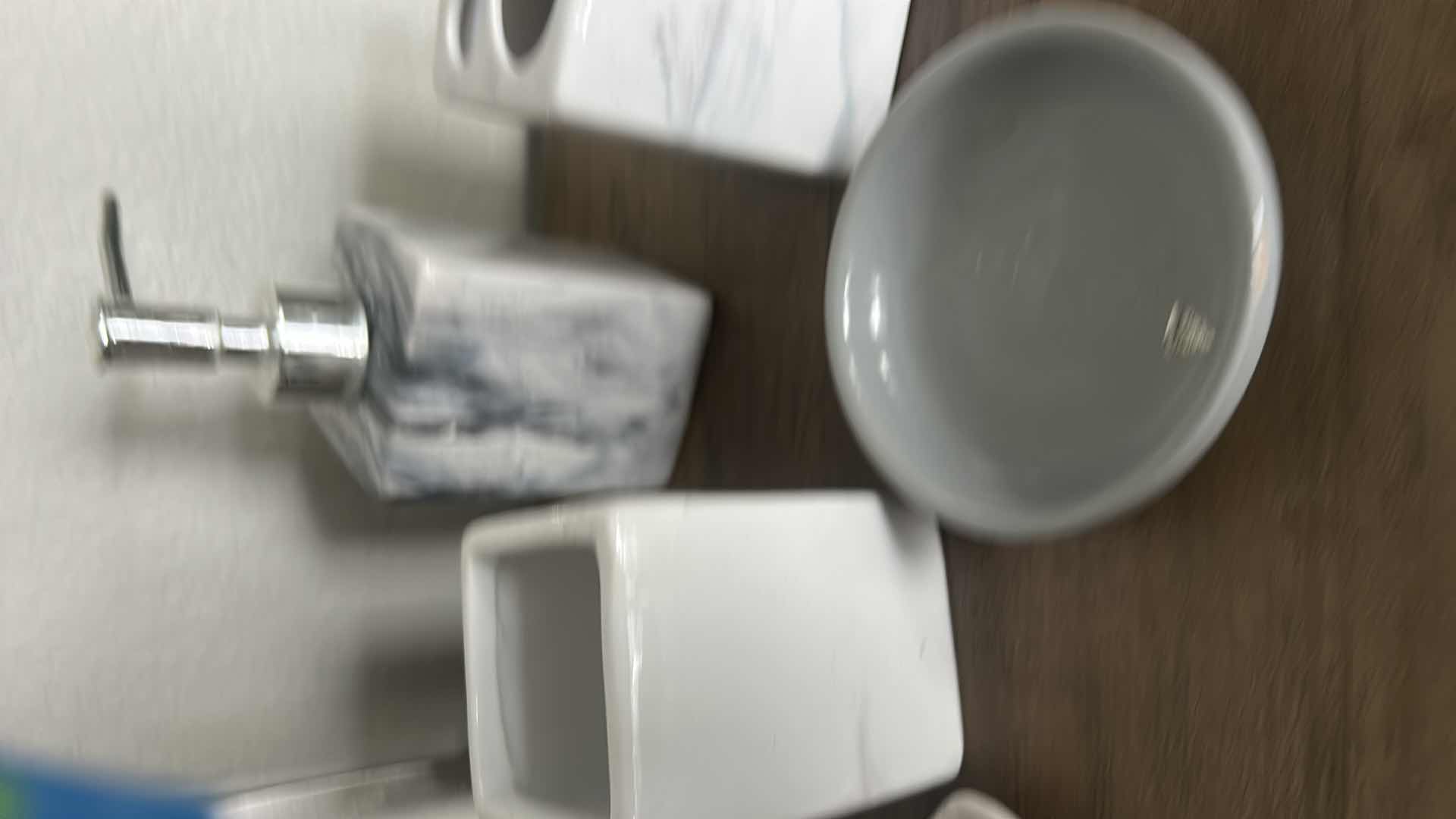 Photo 1 of 6 PC BATHROOM ACCESSORIES