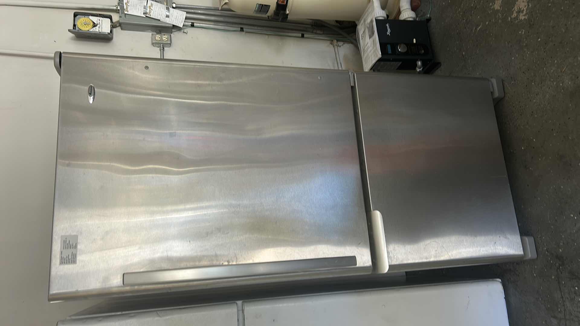 Photo 1 of AMANA REFRIGERATOR