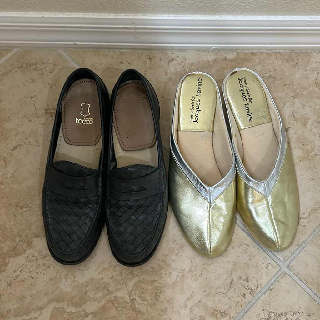 Photo 1 of JOSEPH LEVINE GOLD MULE WOMEN'S SHOES SIZE 8 N, TACCO BLACK LOAFER WOMEN'S SHOES 8N