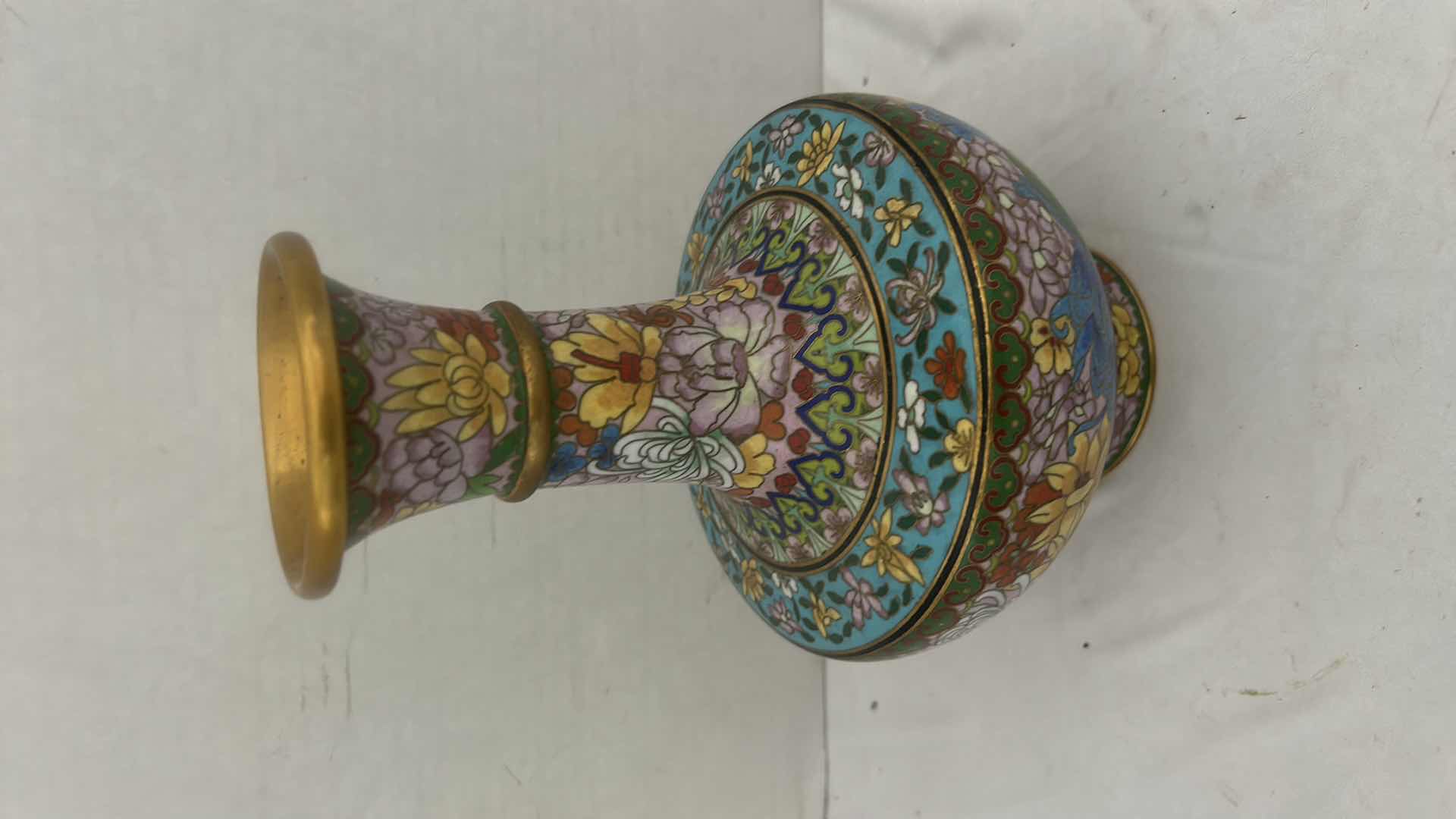 Photo 2 of VINTAGE CHINESE CLOISONNÉ VASE H8.5”