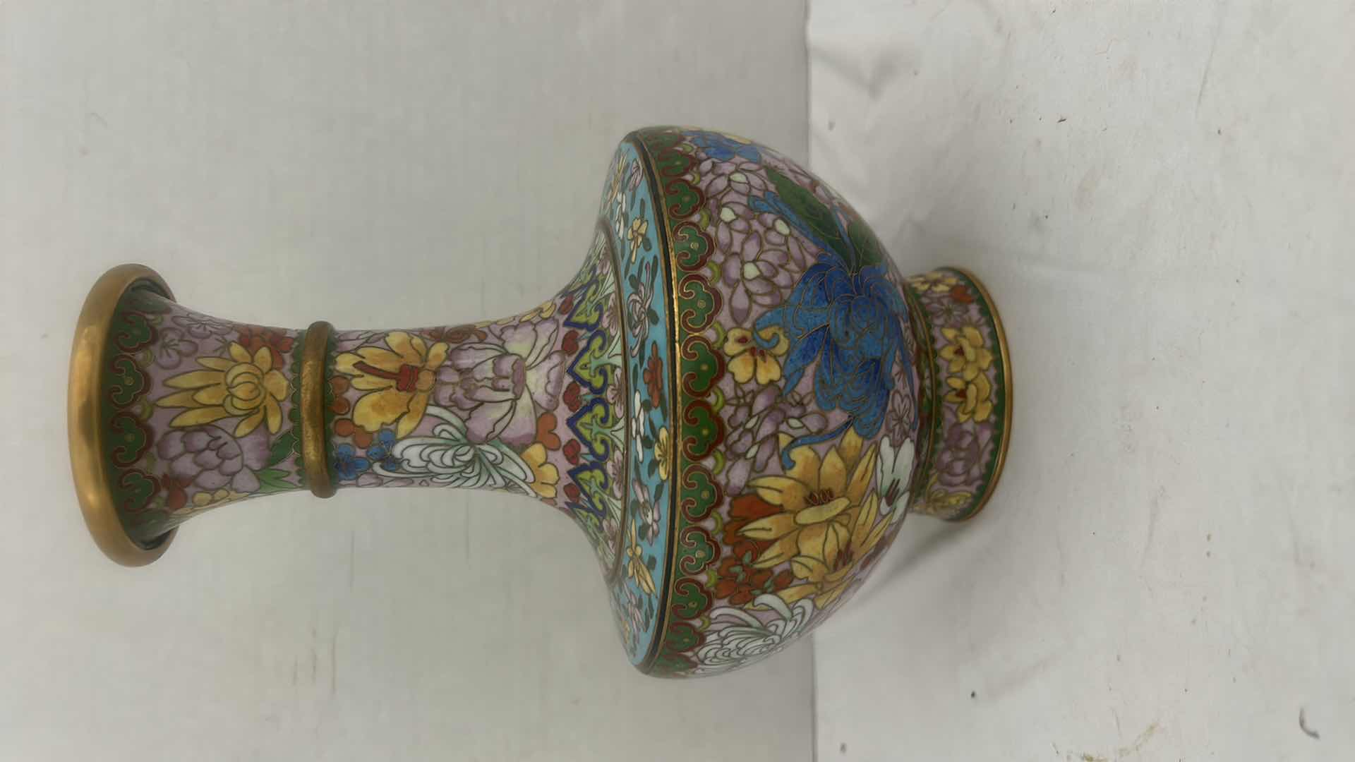 Photo 6 of VINTAGE CHINESE CLOISONNÉ VASE H8.5”
