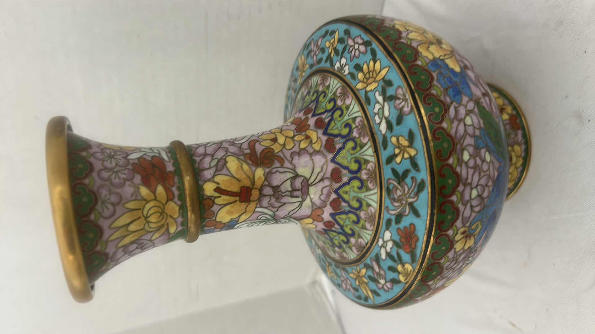 Photo 4 of VINTAGE CHINESE CLOISONNÉ VASE H8.5”