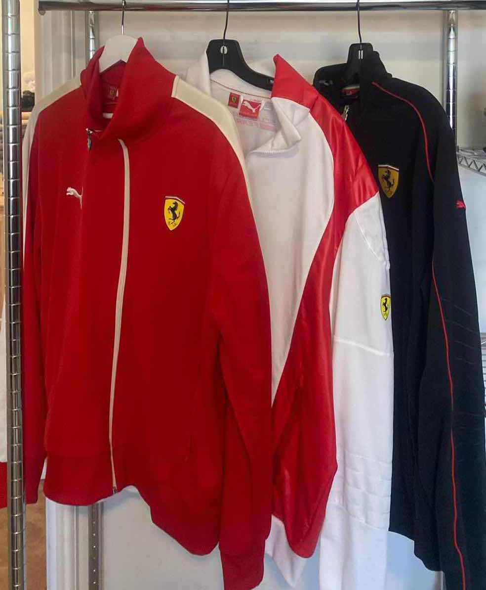 Photo 1 of 3 MENS PUMA ZIP UP ATHLETIC WEAR SIZE X LARGE