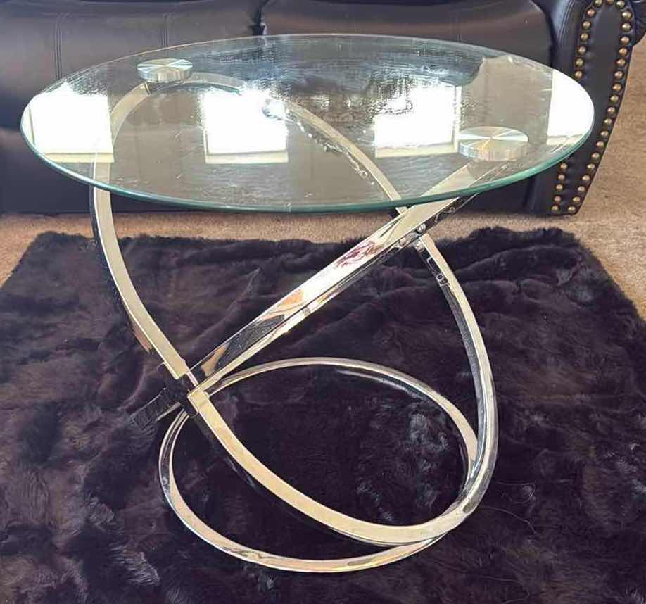 Photo 1 of 26” ROUND GLASS TOP SIDE TABLE W SILVER BASE H22”