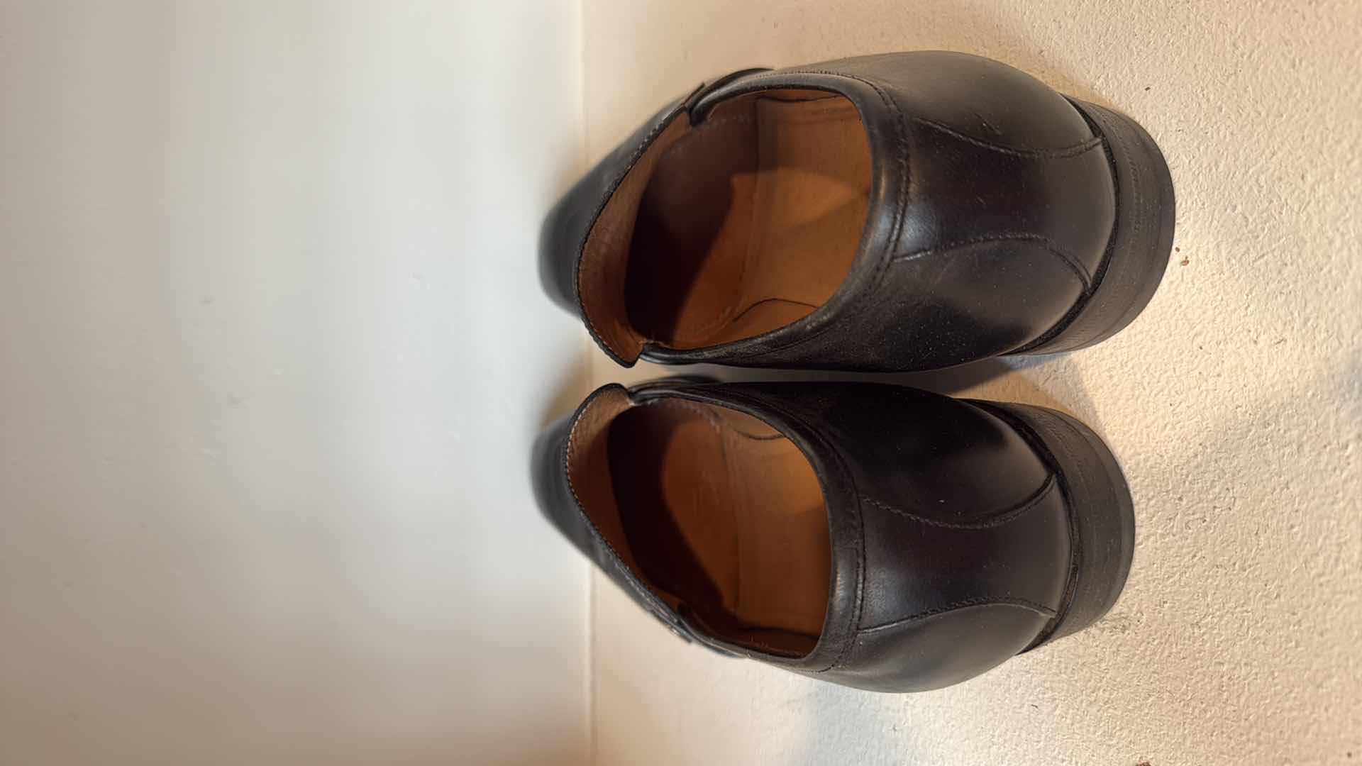 Photo 1 of GUCCI MEN’S DESIGNER SHOES (SIZE 9)