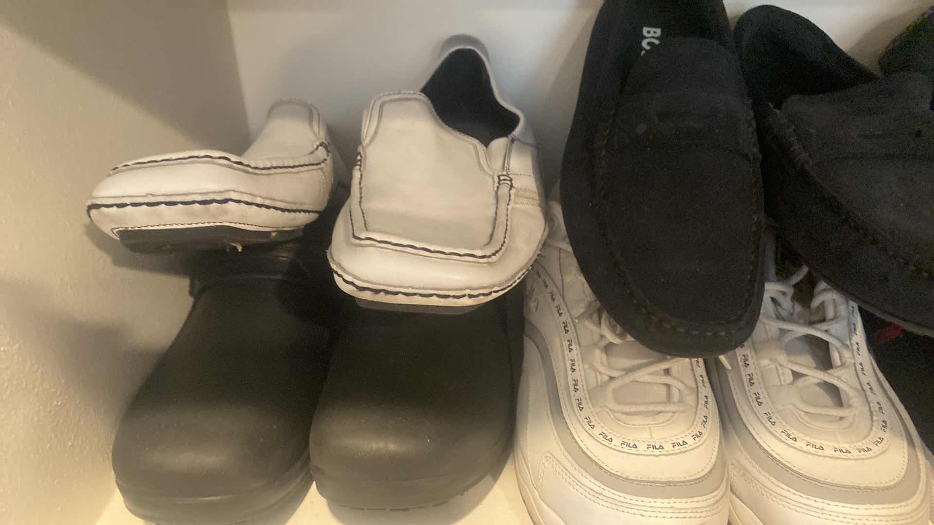 Photo 1 of MENS SLIPPERS SIZES 10 & 11