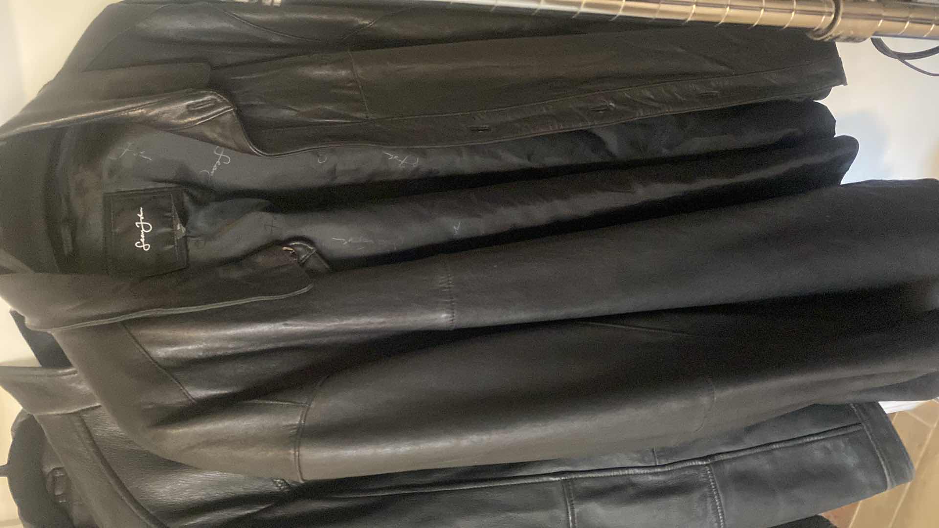 Photo 1 of 4 - MENS LEATHER JACKETS SIZES LARGE, 3XL & 4XL