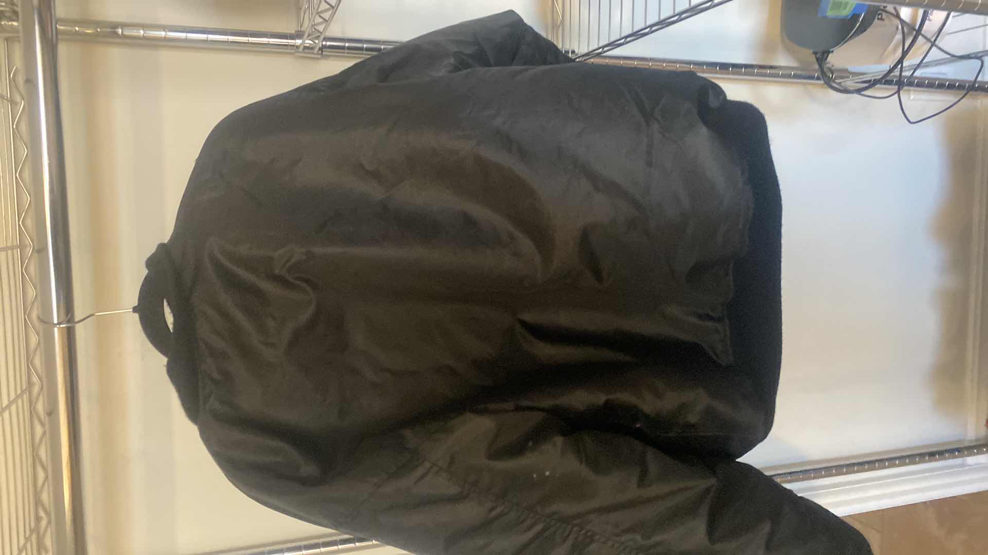 Photo 1 of MENS AIR FORCE ONE PRESIDENTIAL GUEST JACKET EST SIZE XX LARGE