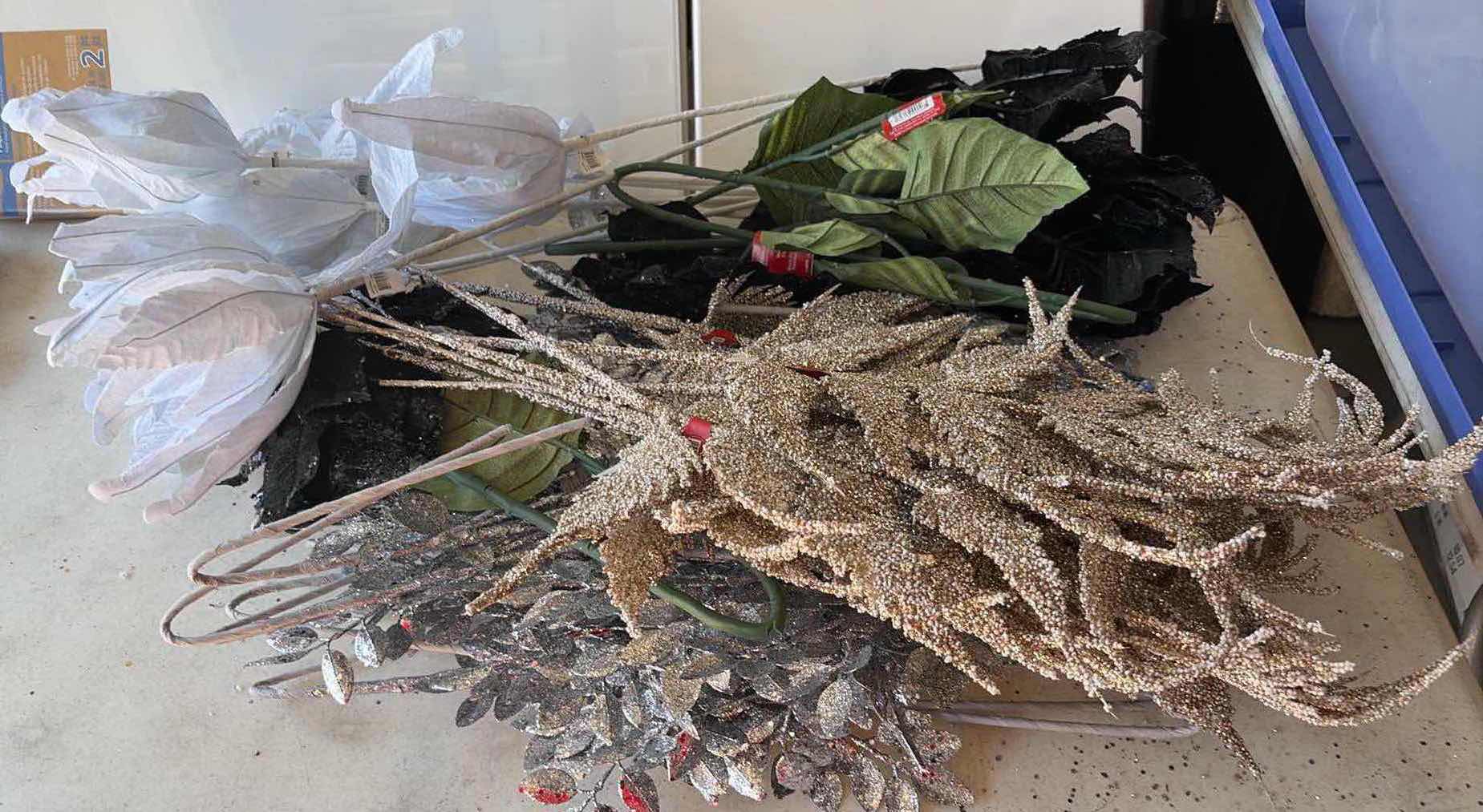 Photo 1 of CONTENTS OF BOX FLORAL DECORATIONS