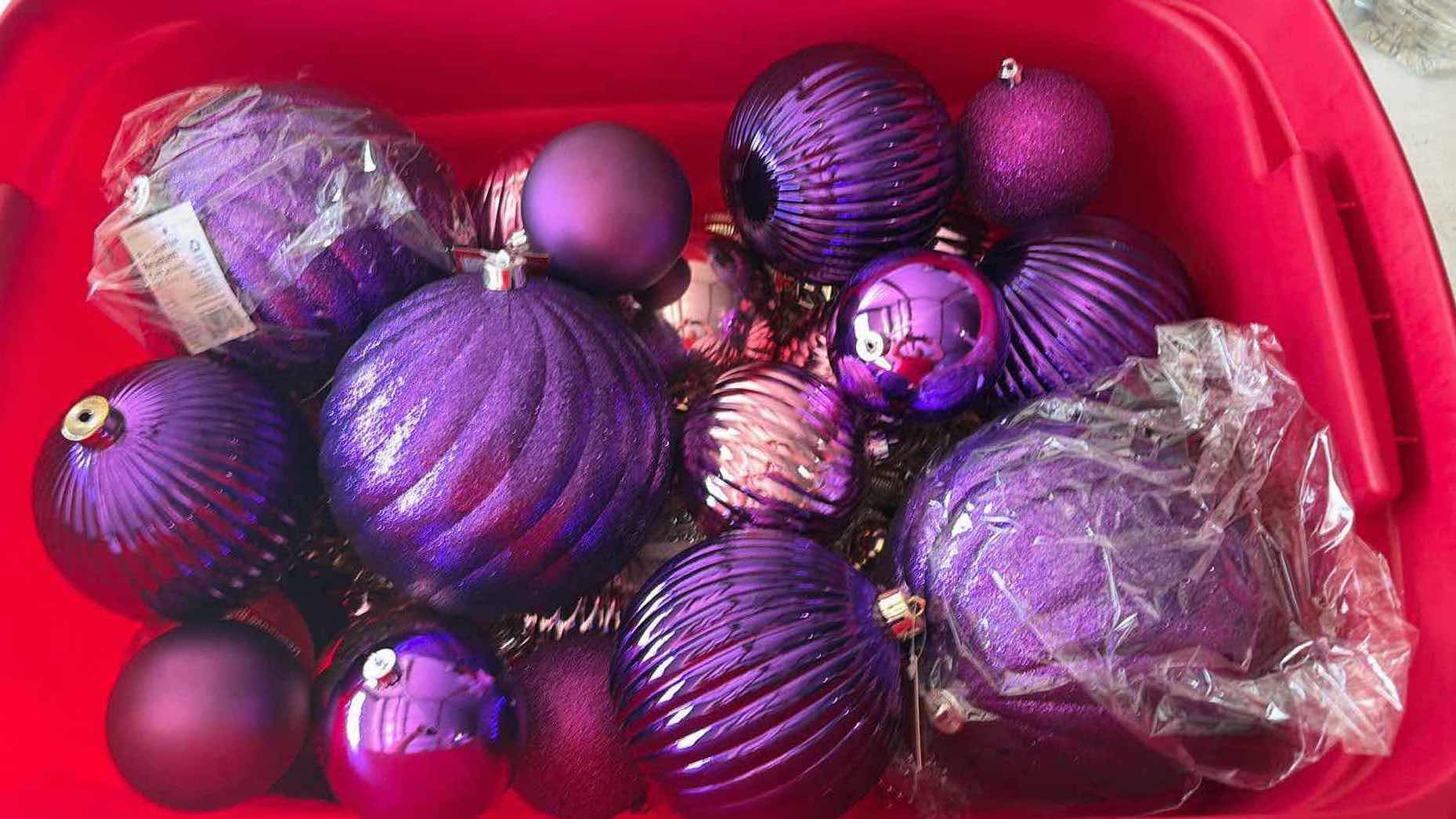 Photo 1 of CONTENTS OF BOX HOLIDAY ORNAMENTS