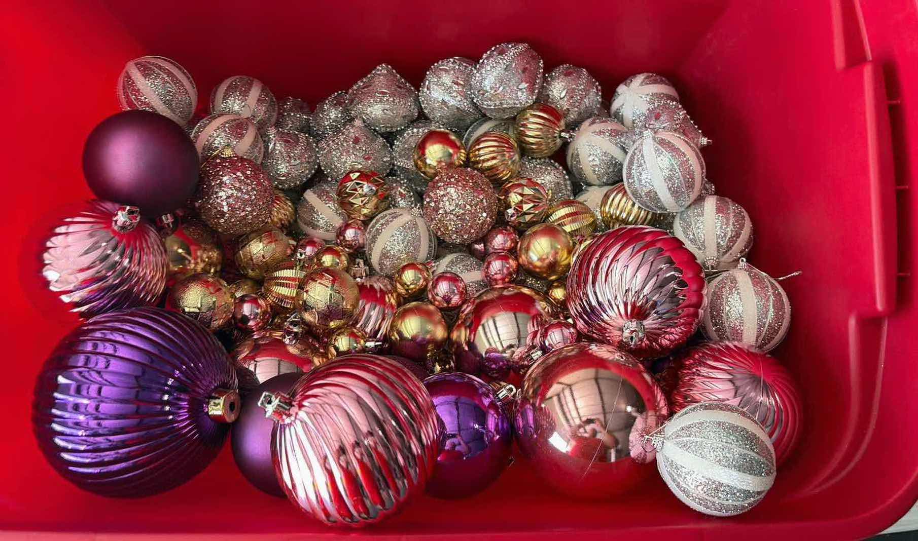 Photo 1 of CONTENTS OF BOX HOLIDAY ORNAMENTS