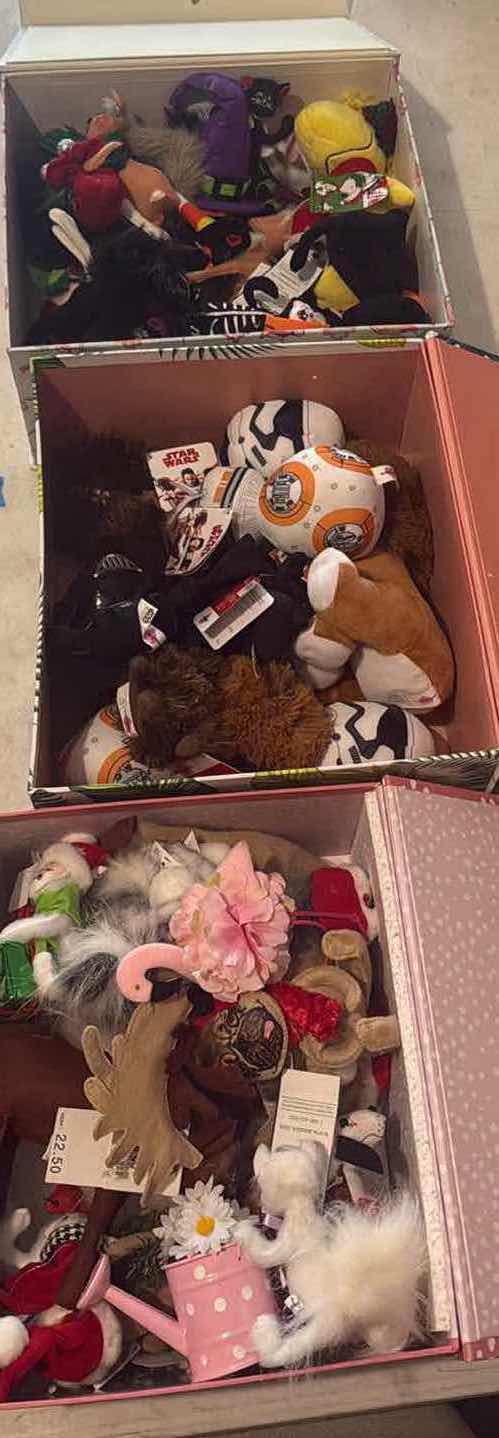 Photo 1 of CONTENTS OF BOX- ORNAMENTS/STAR WARS/FLAMINGOS