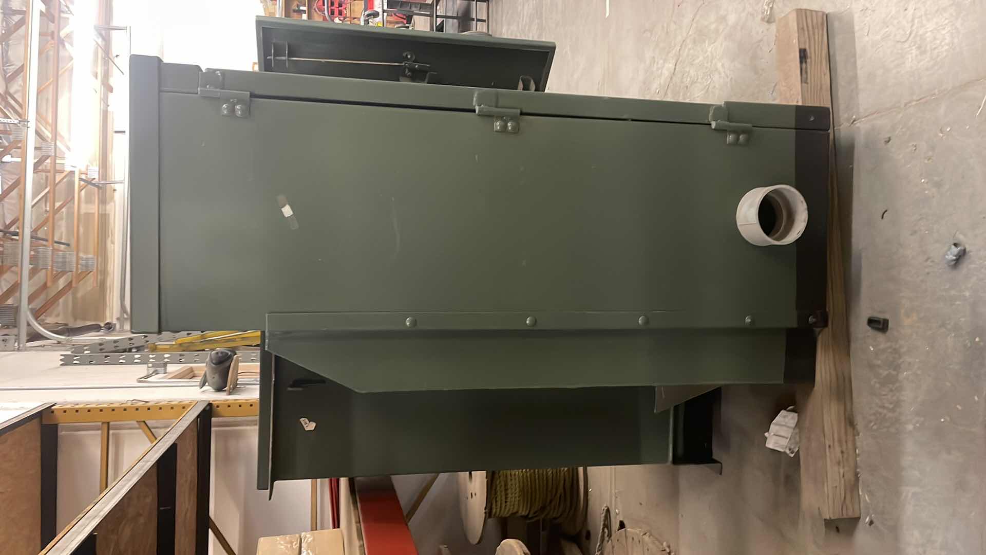 Photo 1 of PAUWELS TRANSFORMER 75 KVA 3-PHASE PAD-MOUNT TRANSFORMER HV 4160 DELTA LV 480Y/277 WITH LOADBREAK BUSHINGS