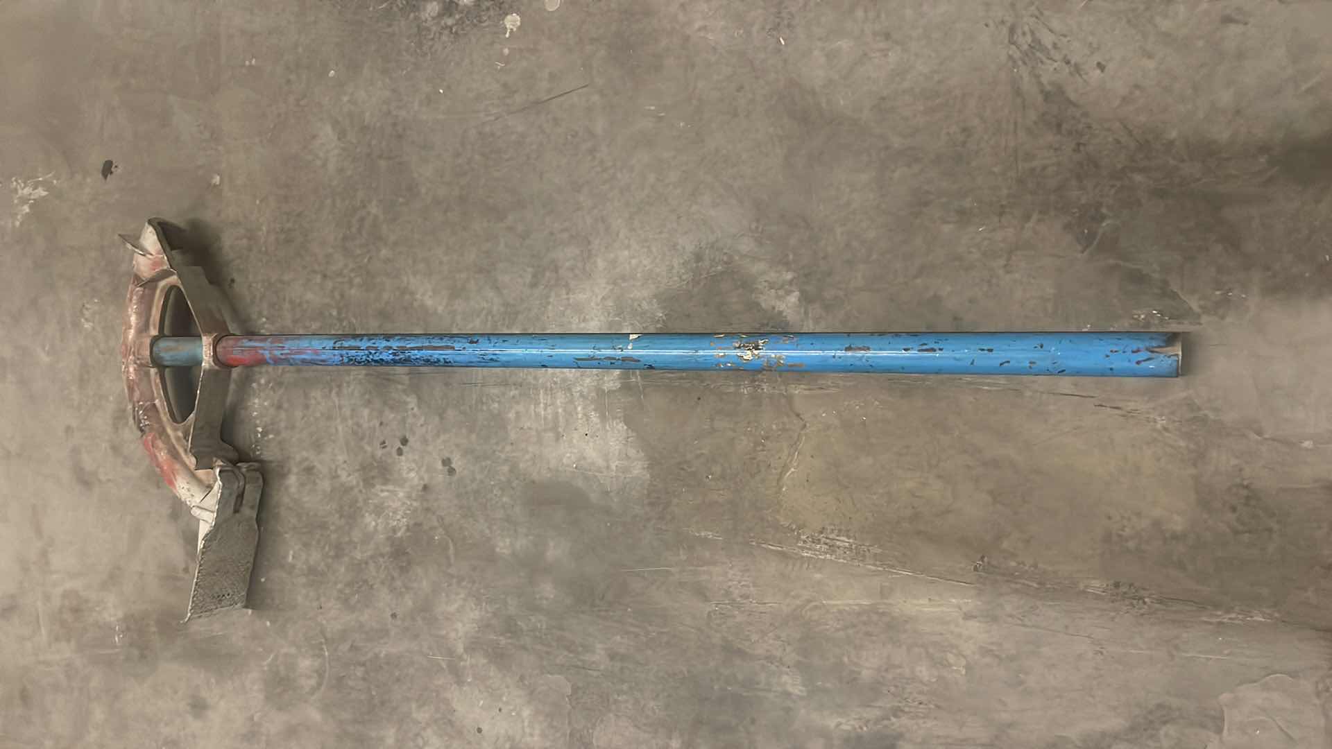 Photo 1 of DUCTILE IRON BENDER 74-006 W/HANDLE - 1-1/4" EMT, 1 IN. RIGID & 1" IMC