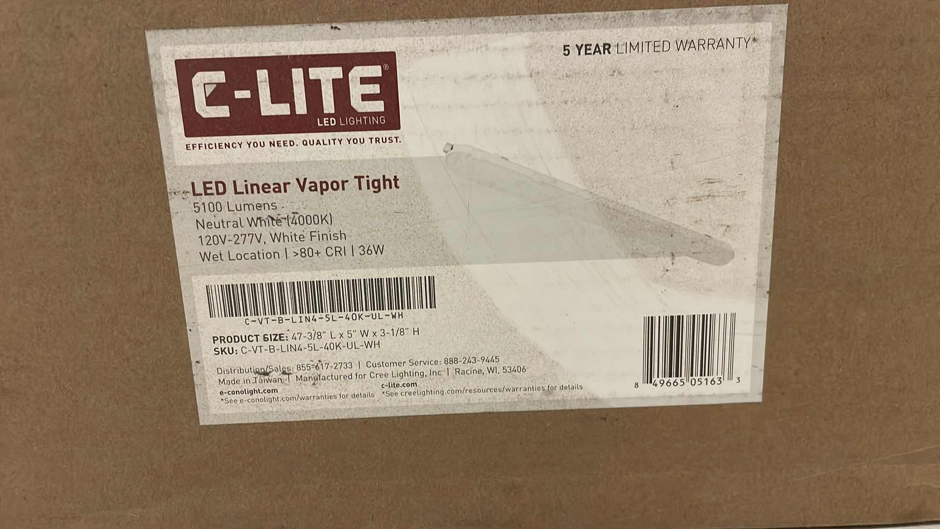 Photo 1 of C-LITE LED LINEAR VAPOR TIGHT C-VT-B-LIN4 SERIES 5100 LUMENS 4000K WHITE