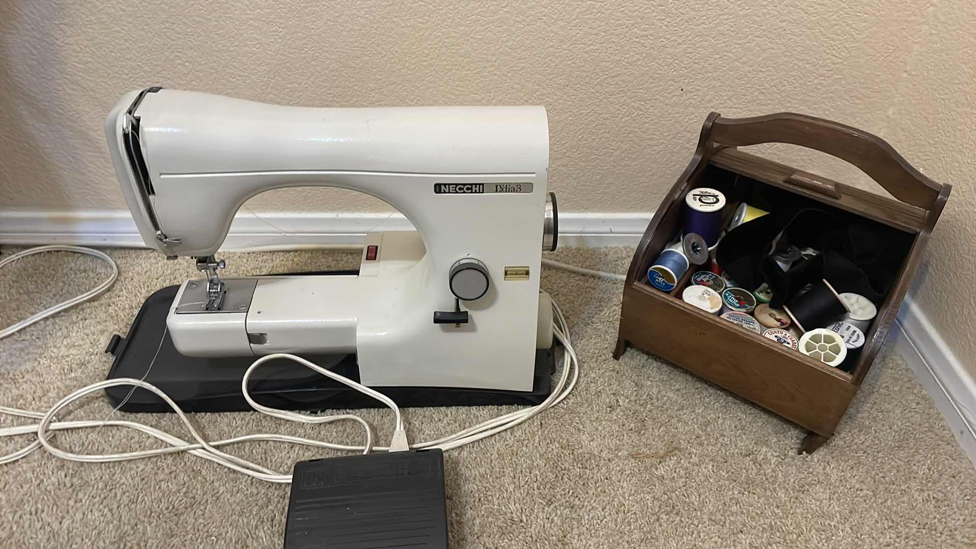 Photo 1 of NECCHI LYDIA3 SEWING MACHINE AND THREAD