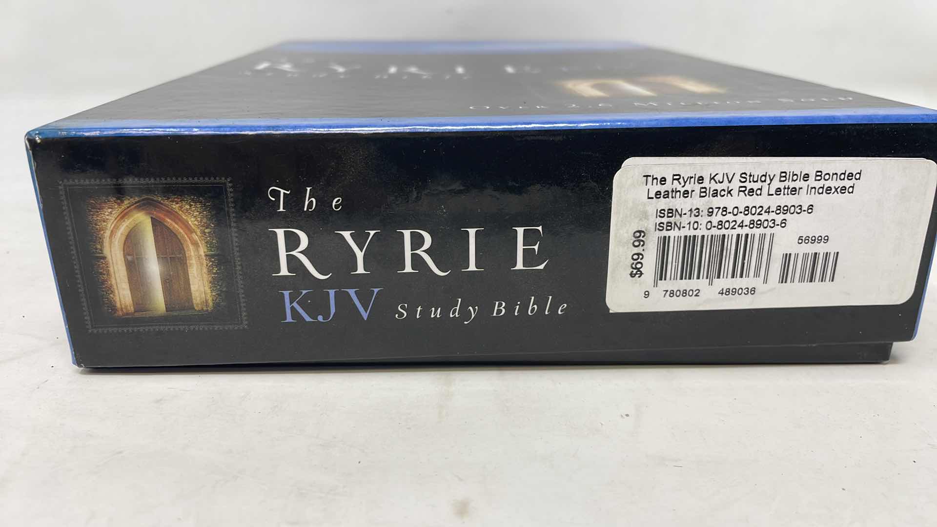 Photo 1 of THE RYRIE KJV STUDY BIBLE