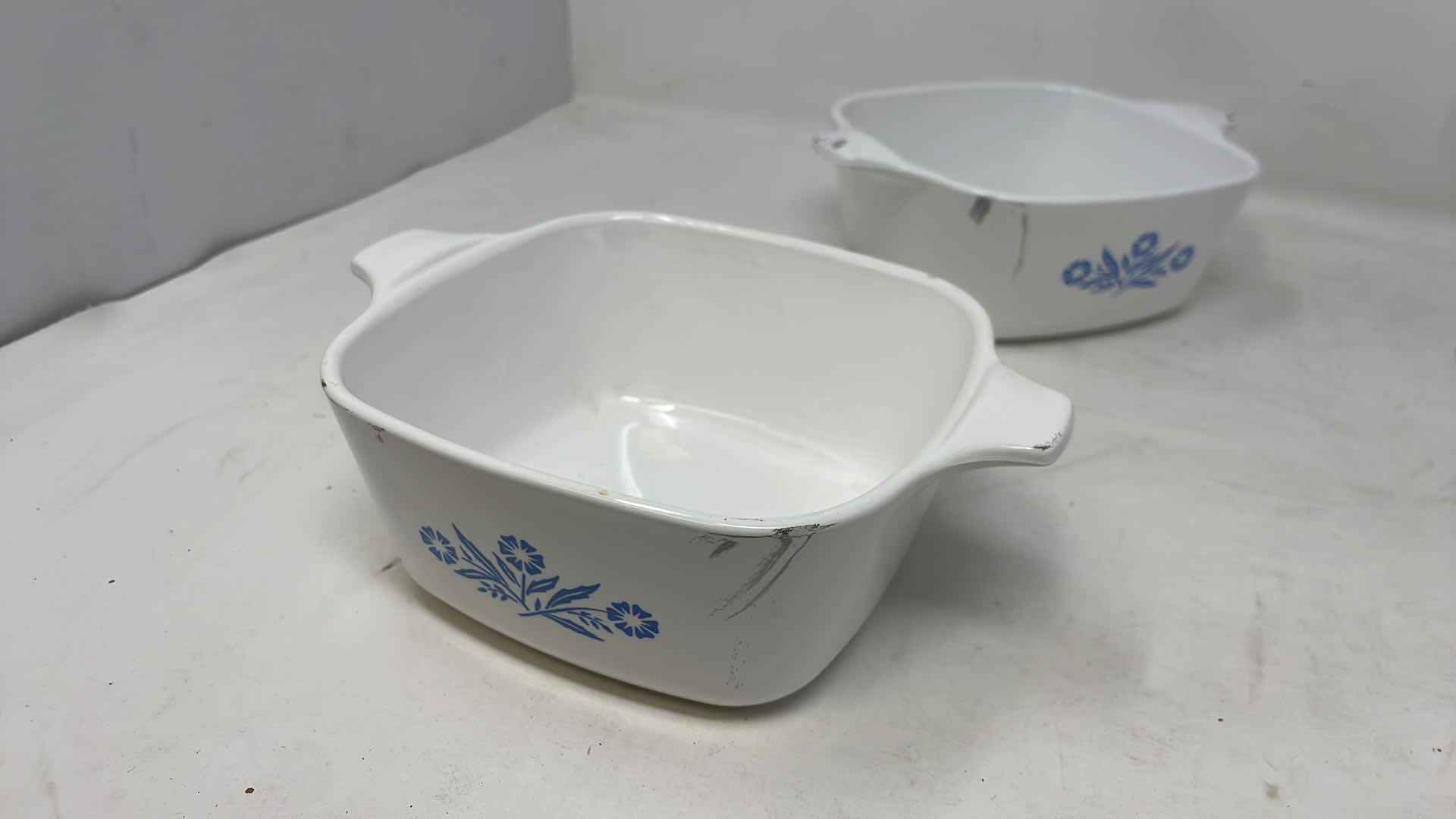Photo 1 of CORNING WARE CORNFLOWER DESIGN 2-22OZ P-43-B & 2-PETITE PAN P-41