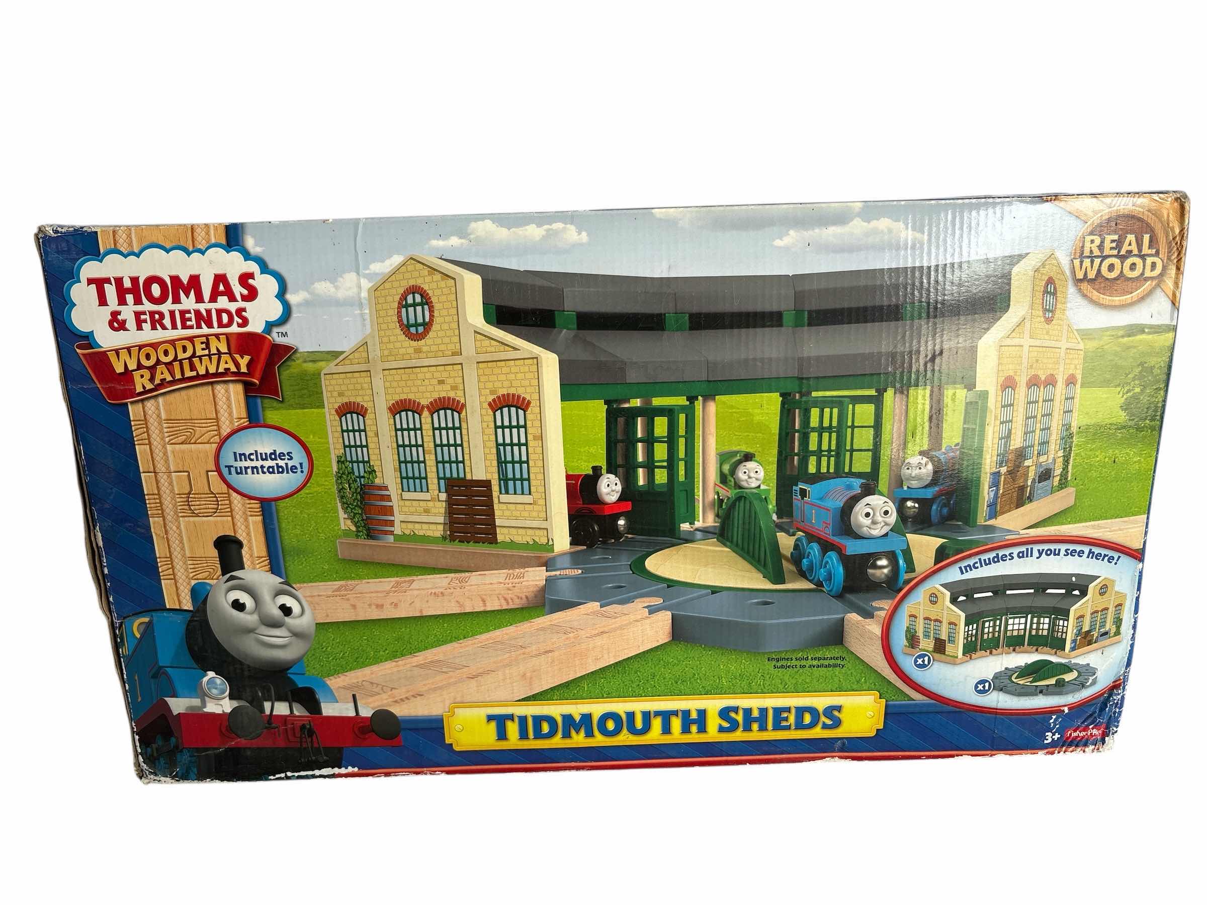 Photo 1 of NIB THOMAS & FRIENDS "TIDMOUTH SHEDS" WOODEN RAILWAY SET