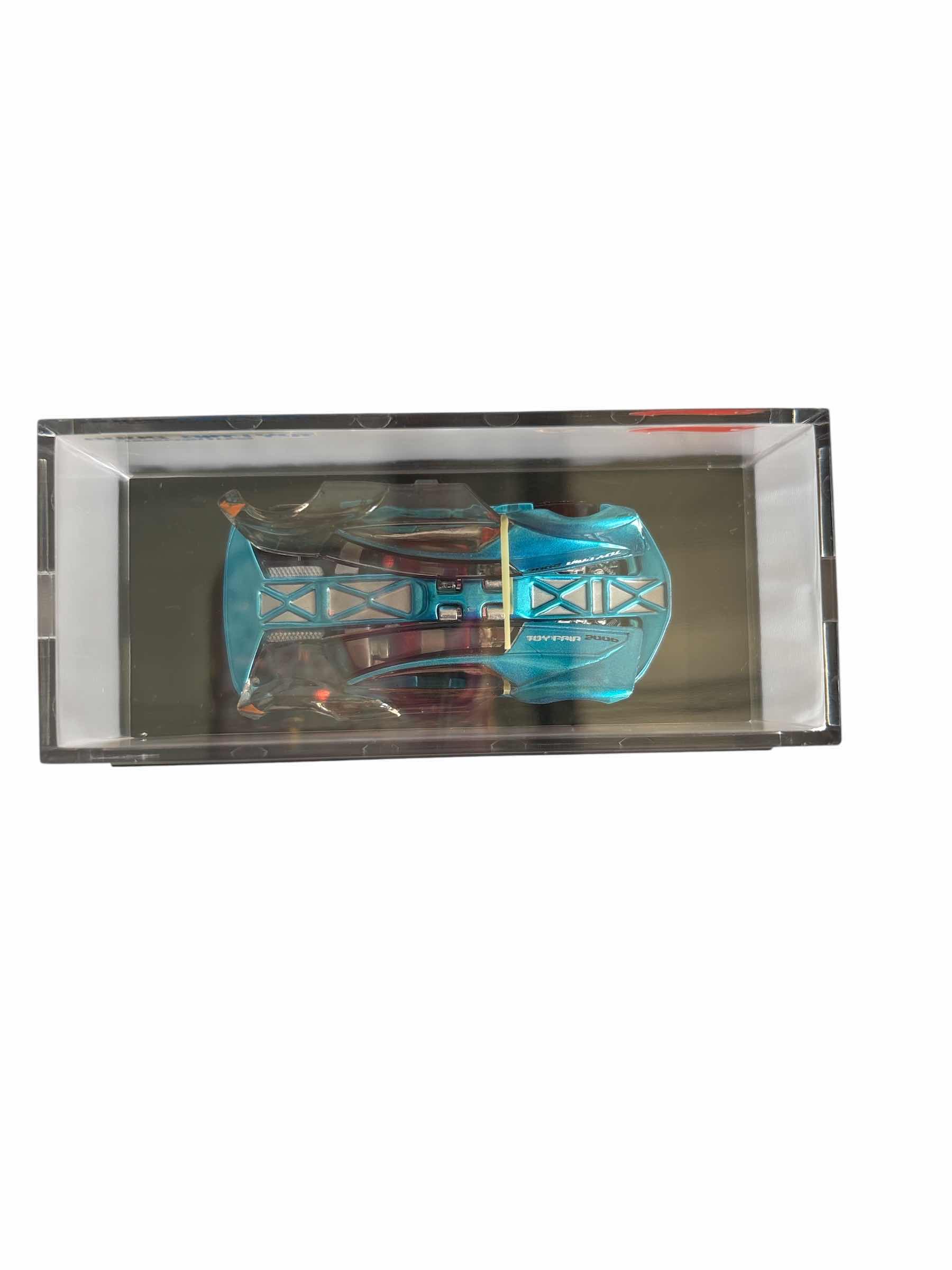 Photo 1 of NIC HOT WHEELS TOY FAIR 2006 SPLIT DECISION