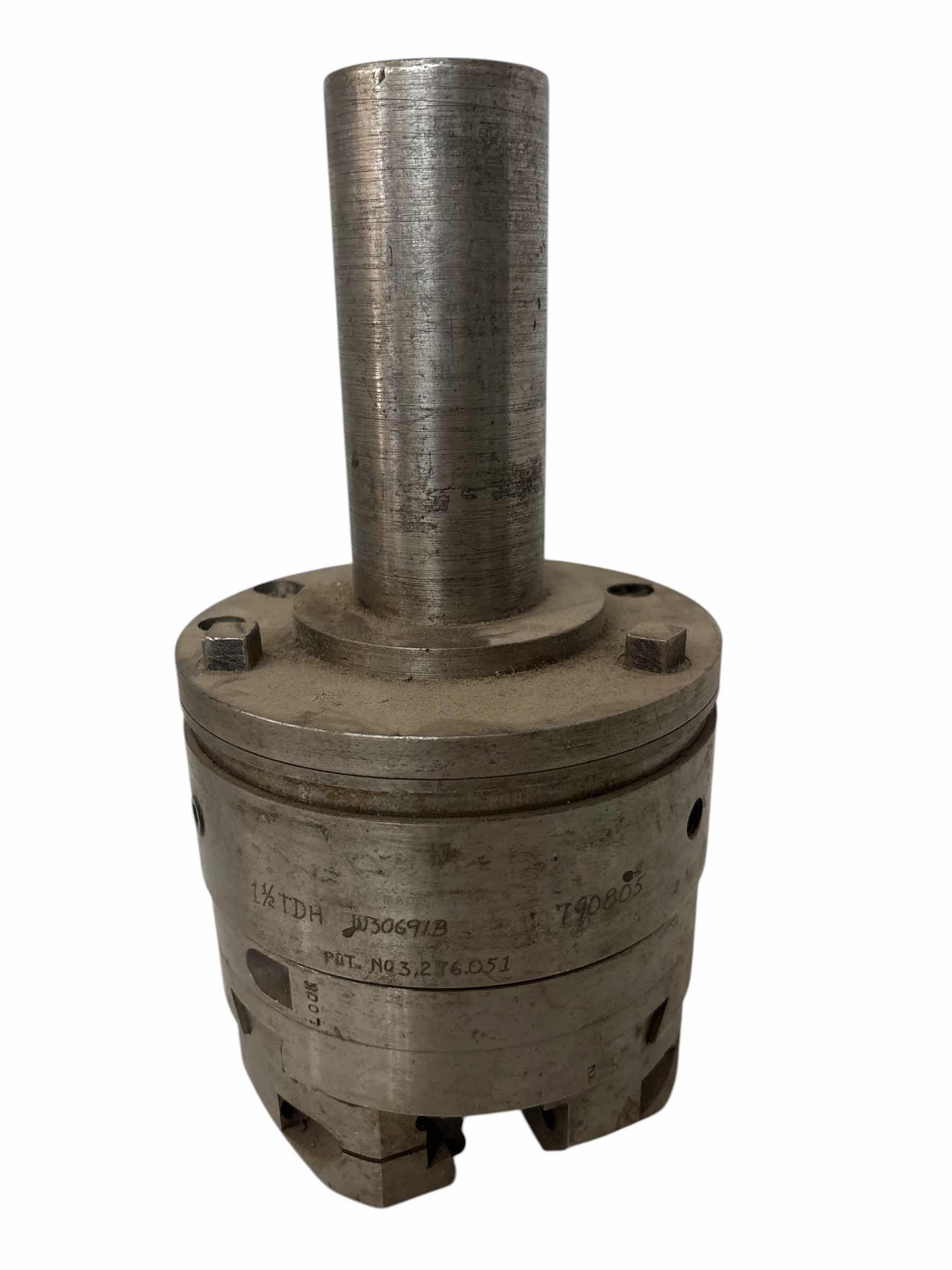 Photo 1 of $275 THREAD CUTTING DIE HEAD