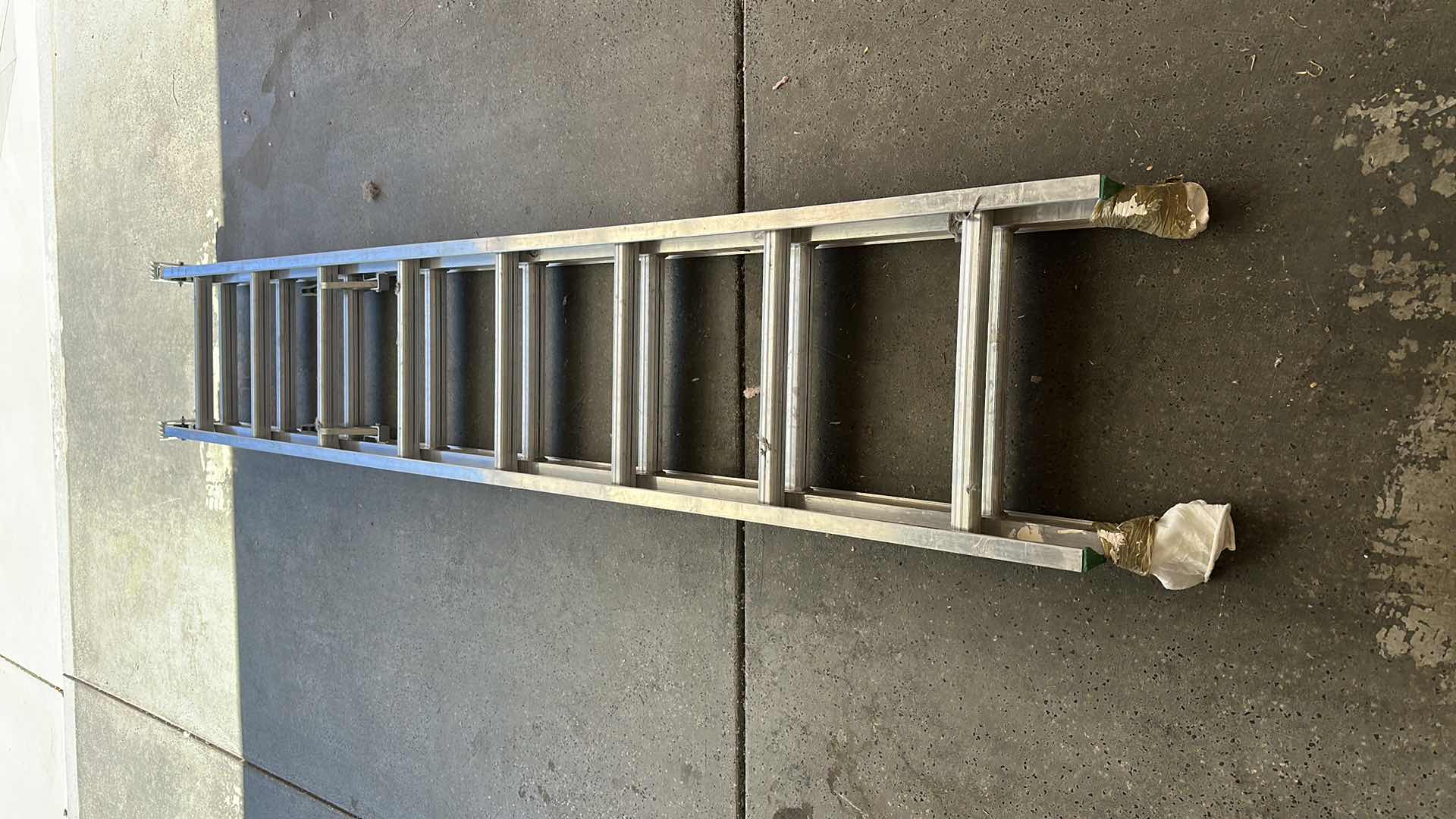Photo 1 of 16’ WERNER ALUMINUM EXTENSION LADDER