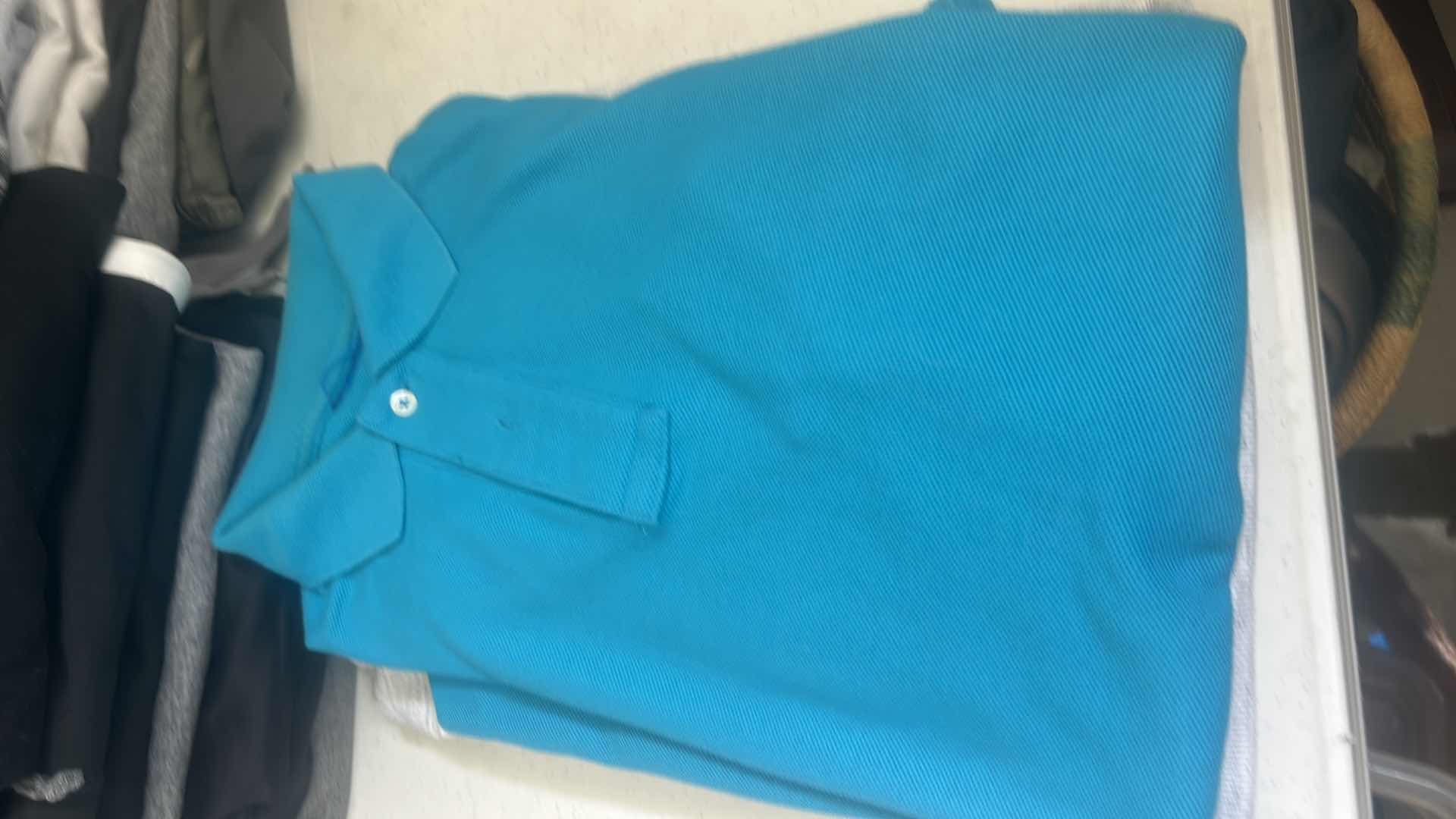 Photo 1 of MENS & WOMENS  TOPS MOSTLY SIZE LARGE