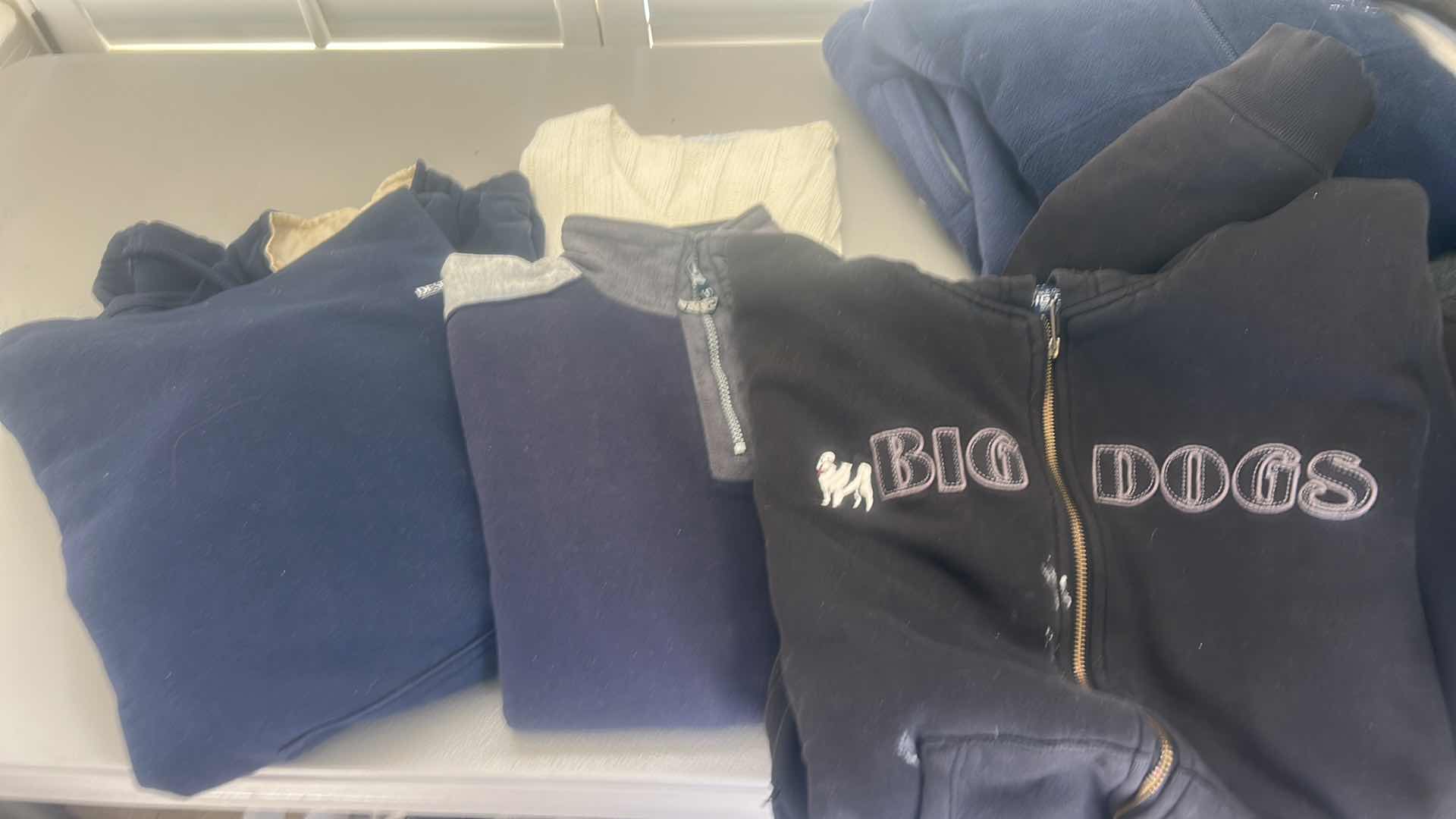 Photo 1 of MENS SWEATSHIRTS & SWEATERS M-XL