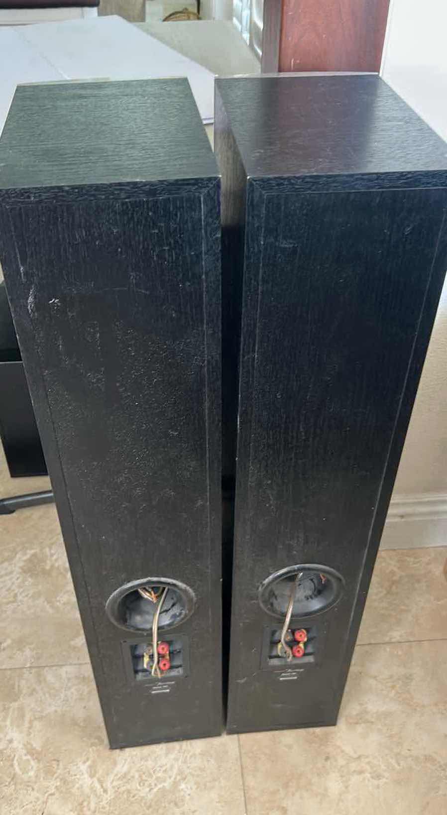 Photo 1 of 2- ADVENT HERITAGE TOWER SPEAKERS 7" X 34"