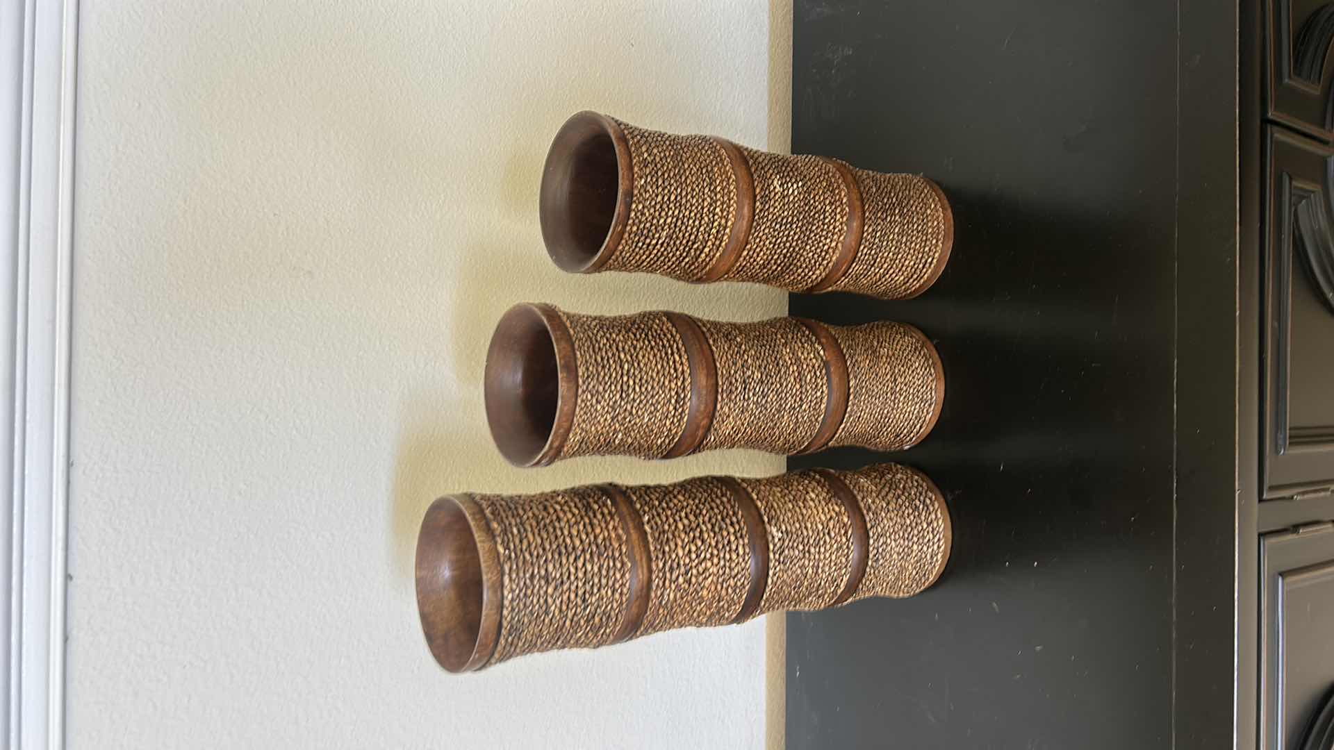Photo 1 of 3 WOOD AND ROPE VASES (TALLEST H19”)