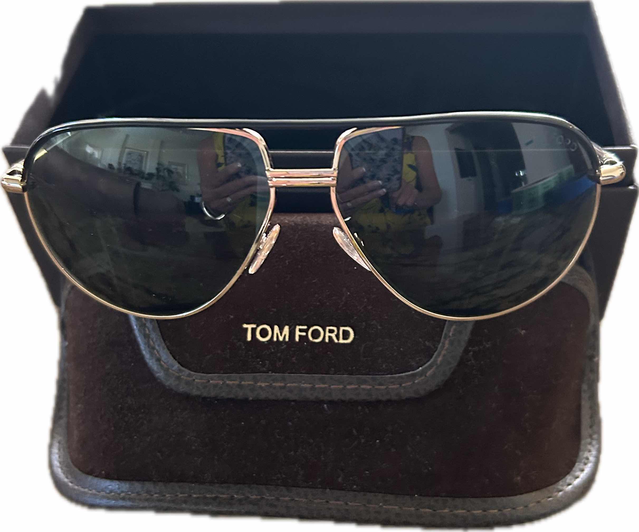 Photo 1 of TOM FORD SUNGLASSES W CASE $200